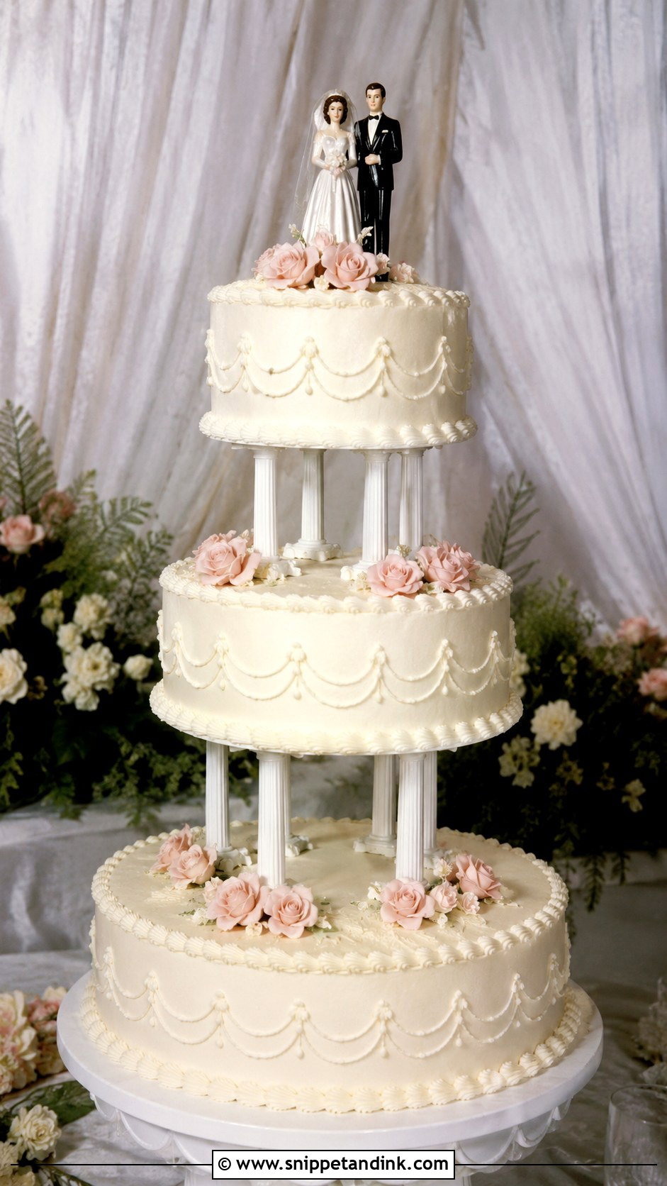 1970s Wedding Cake With Pillars - Snippet and Ink - 20 1970s Wedding Cake Ideas