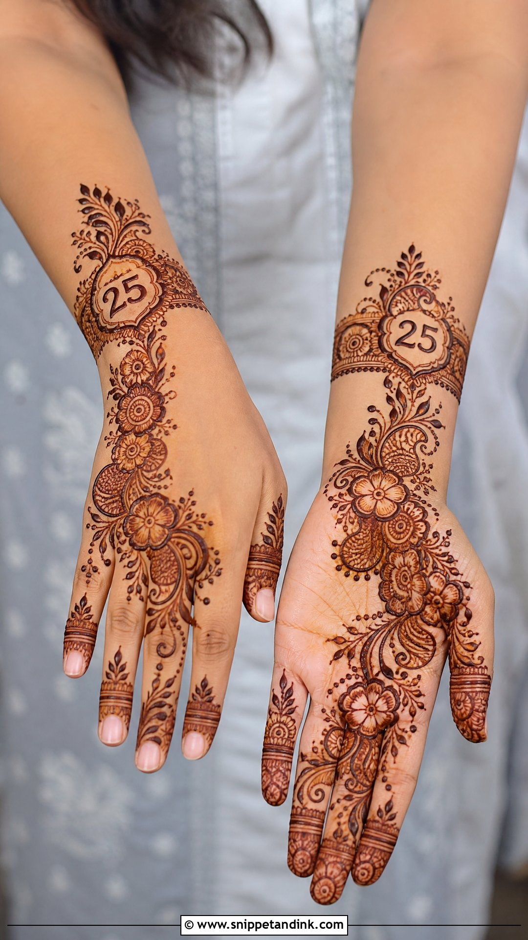 25th Anniversary Indo Arabic Mehndi Design - Snippet and Ink - 20 25th Anniversary Mehndi Design Ideas