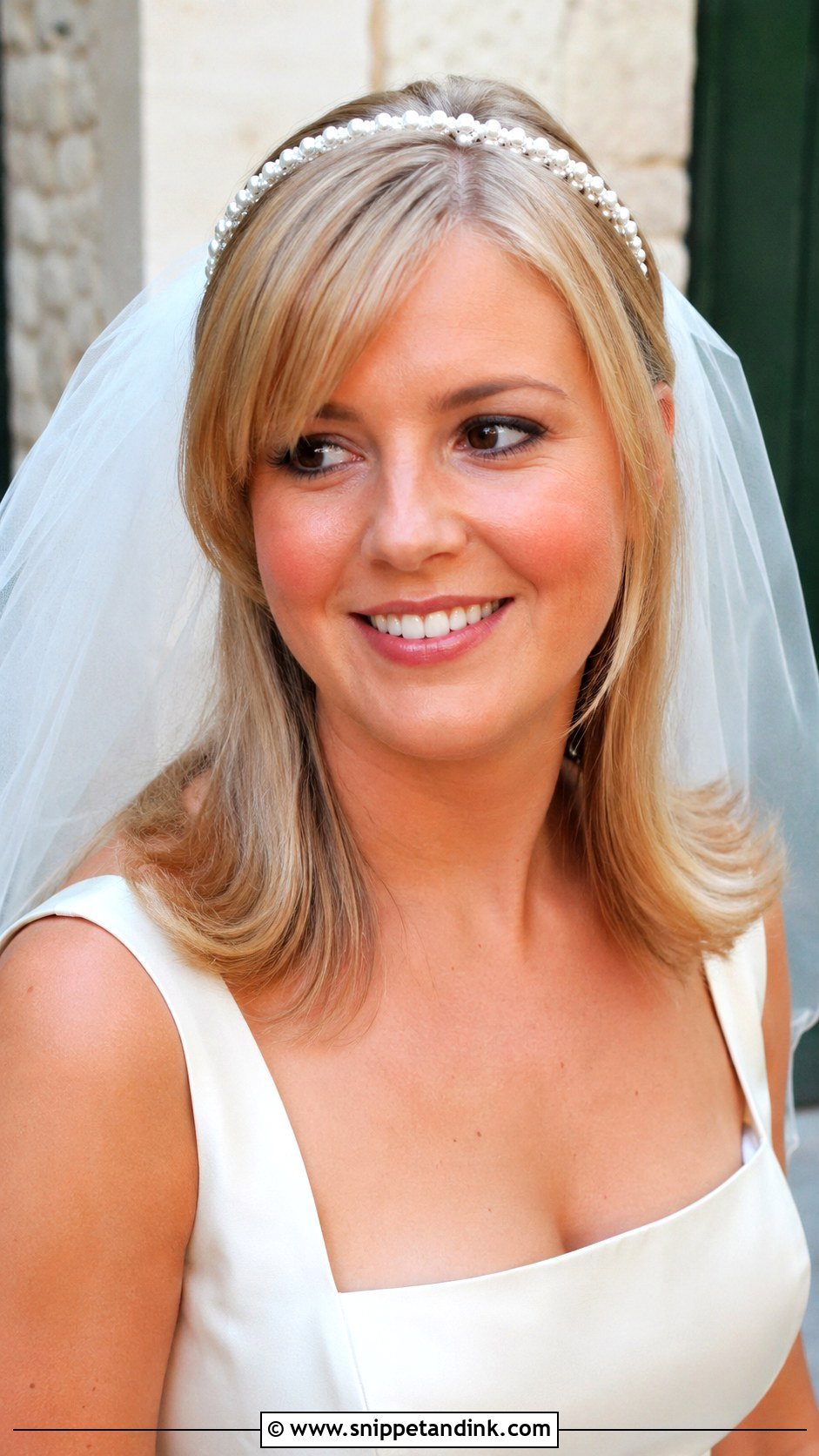 90s Bridal Flipped Ends Hair - Snippet and Ink - 20 90s Bridal Hair Ideas