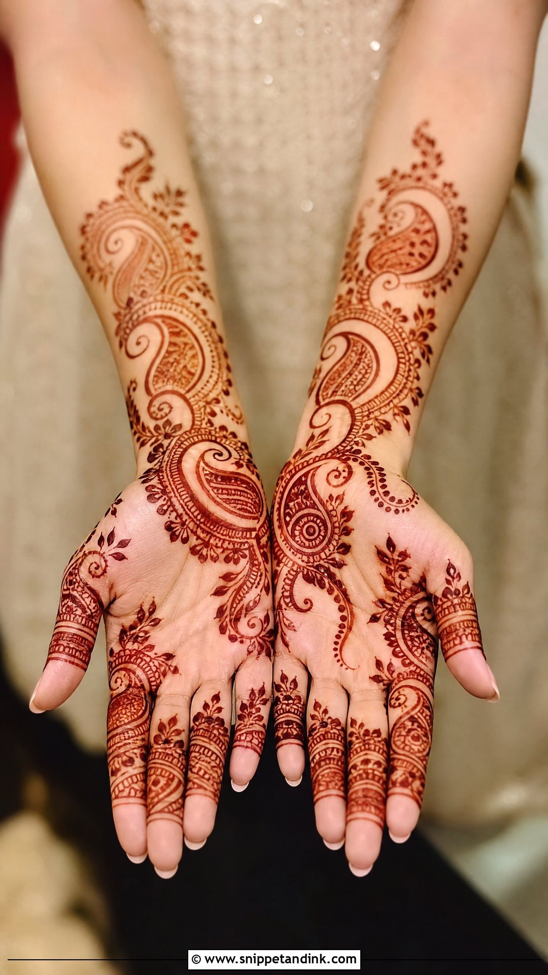 Alia Bhatt Paisley Mehndi Design - Snippet and Ink - 20 Alia Bhatt Wedding Mehndi Design Ideas