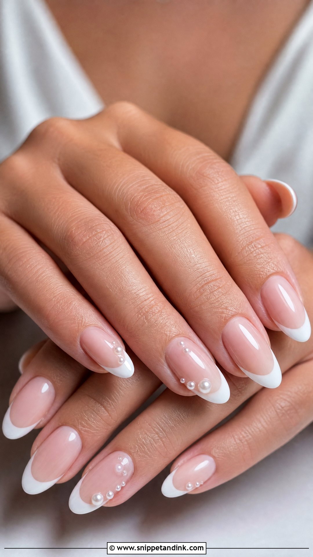 Almond Summer Wedding Nails - Snippet and Ink - 25 Summer Wedding Nails