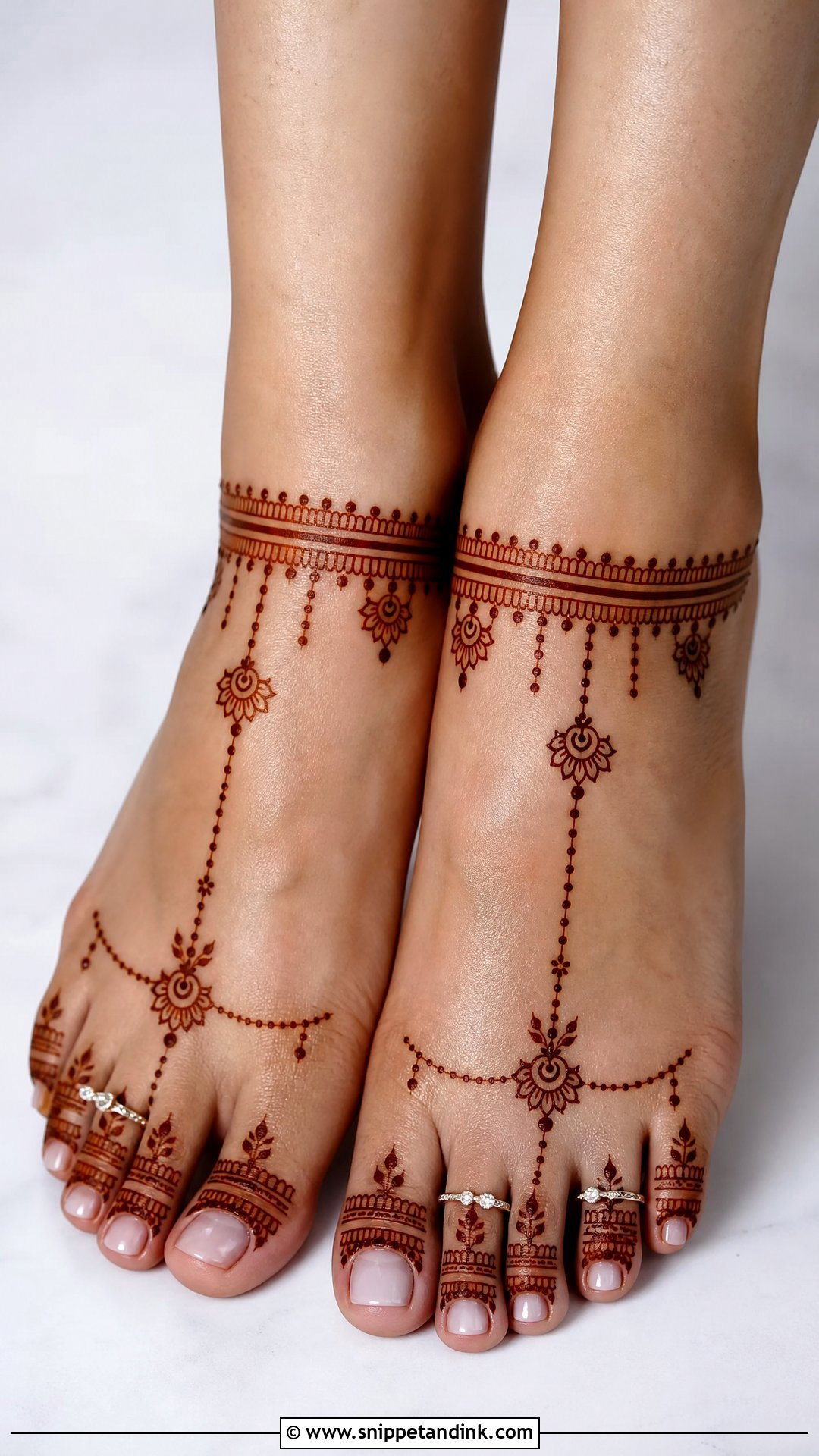 Anklet Bridal Mehndi Design For Feet - Snippet and Ink - 20 Bridal Mehndi Designs for Feet