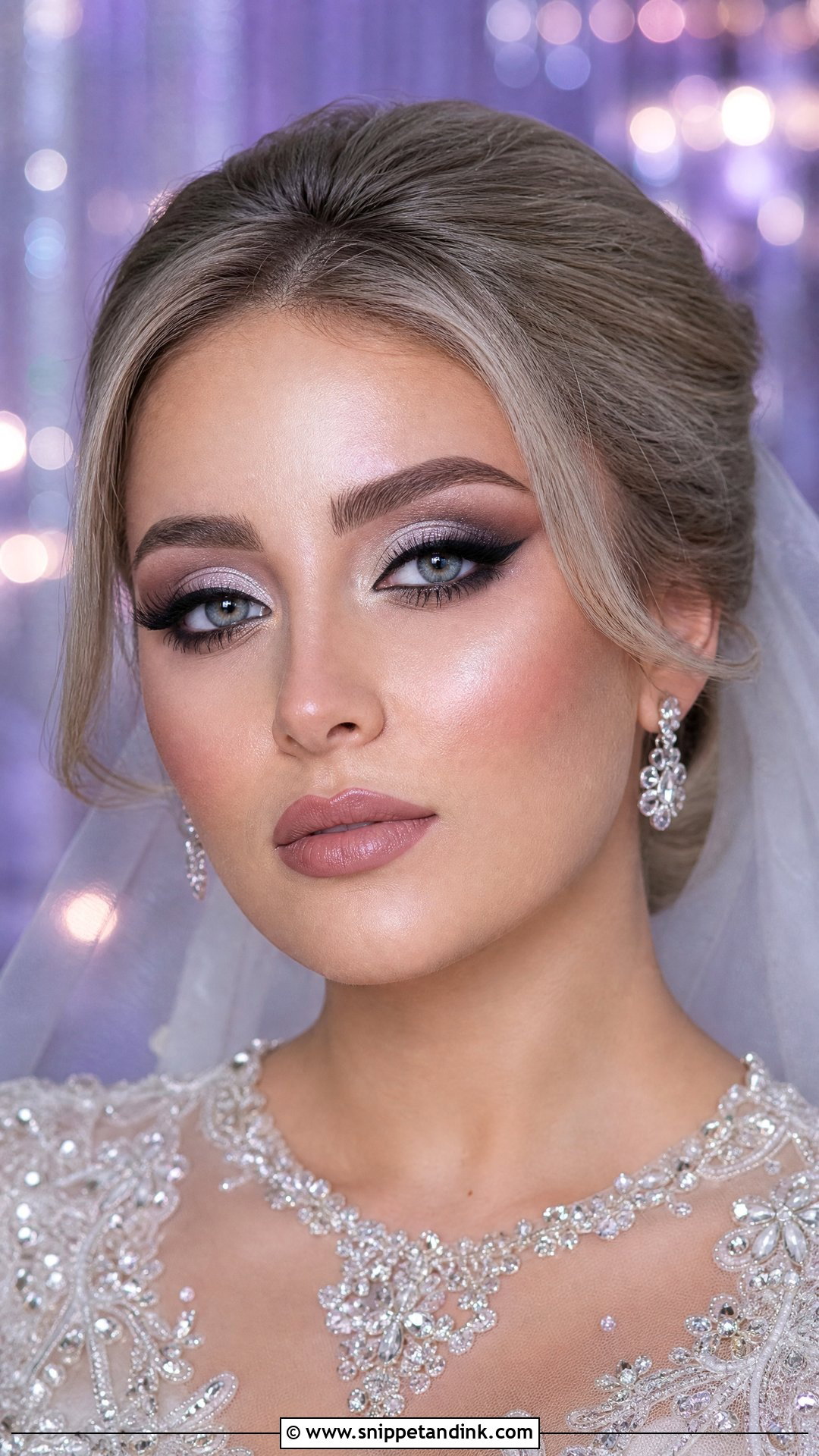 Arabian Bridal Makeup With Silver Eyeshadow - Snippet and Ink - 20 Arabian Bridal Makeup Ideas