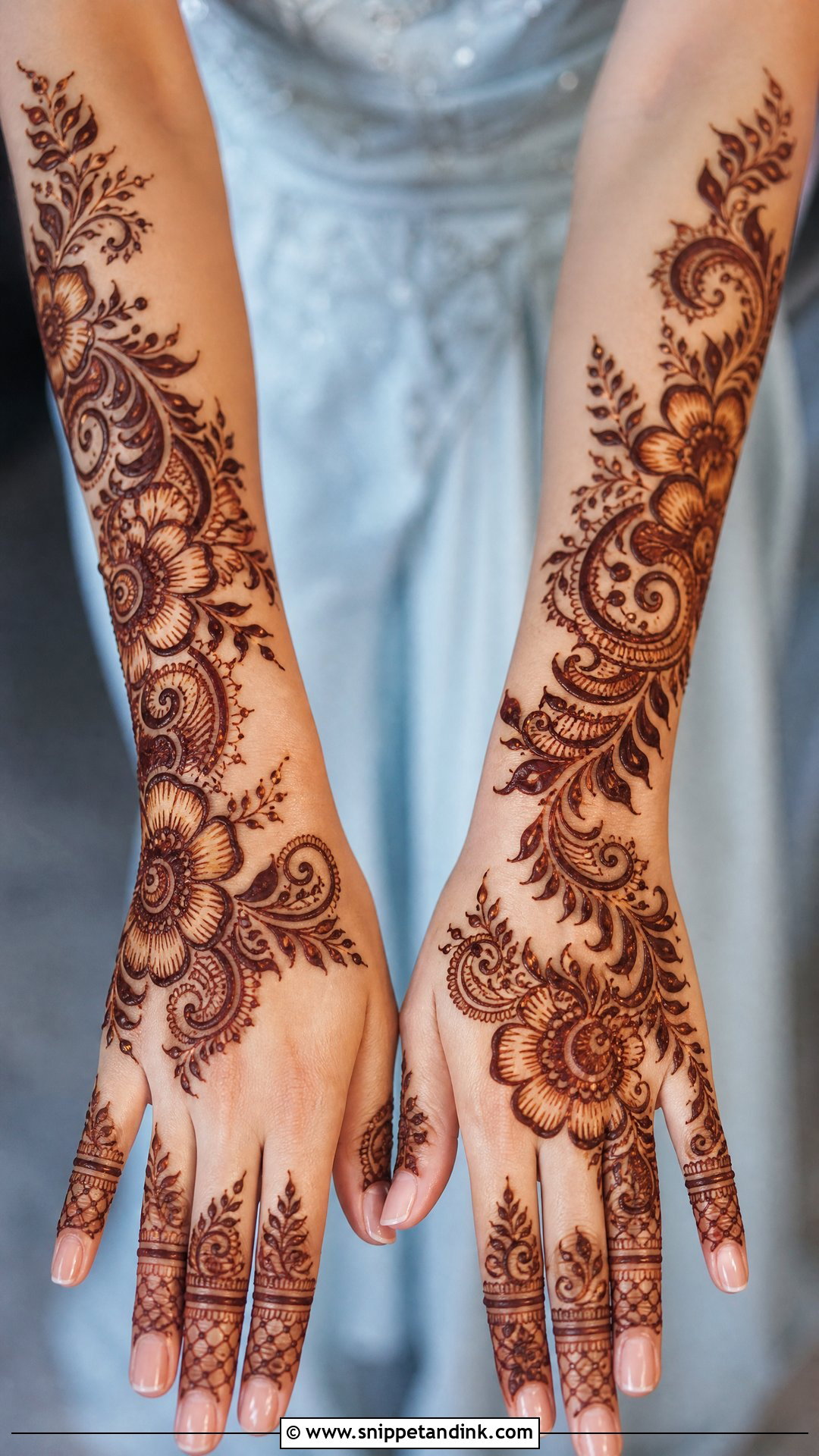 Arabic Bridal Back Hand Mehndi Design - Snippet and Ink - 20 Latest Bridal Back Hand Mehndi Designs