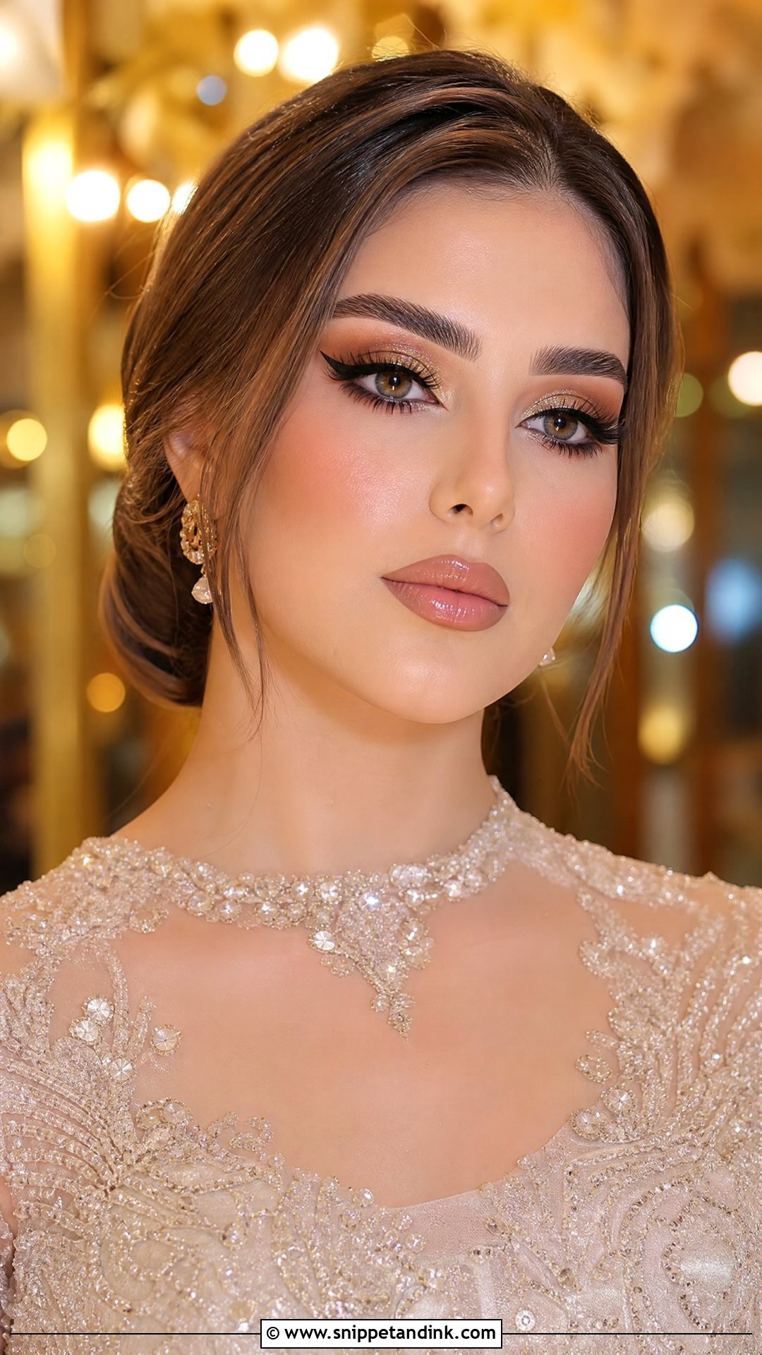 Arabic Bridal Makeup With Glitter Eyes - Snippet and Ink - 25 Arabic Wedding Makeup Ideas