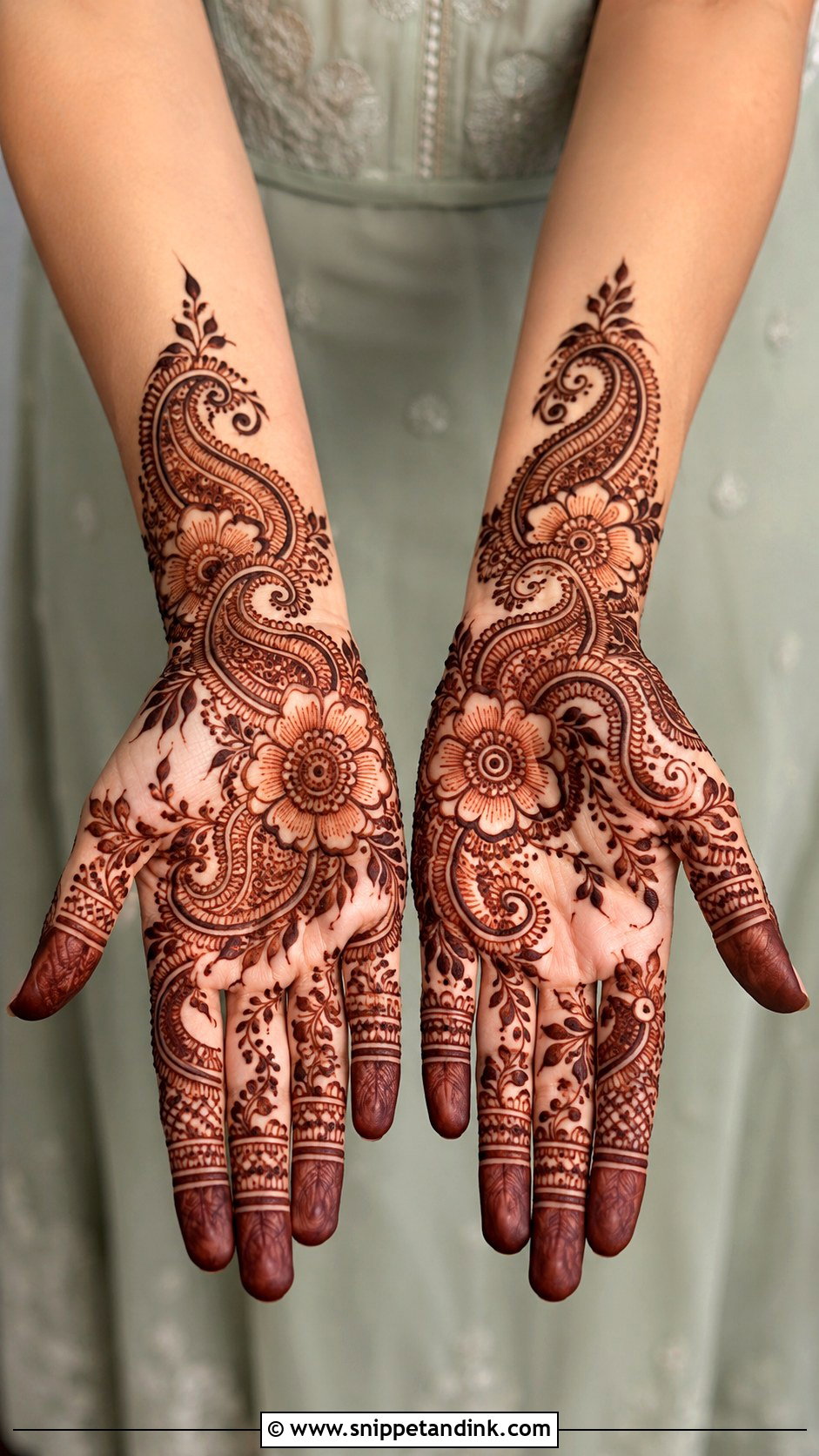 Arabic Bridal Mehndi Design - Snippet and Ink - 30 Latest Arabic Mehndi Designs