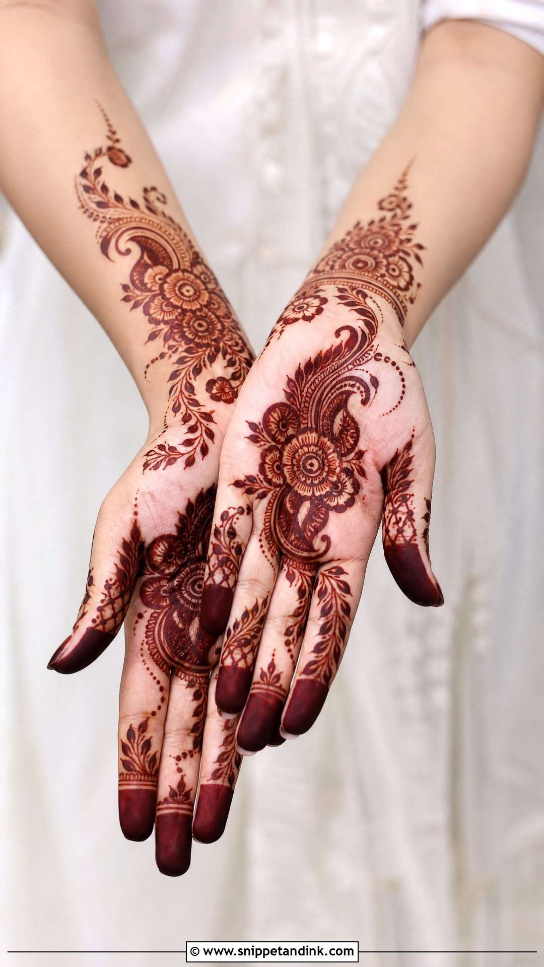 Arabic Bridal Mehndi For Front Hand - Snippet and Ink - 25 Arabic Mehndi Designs Brides