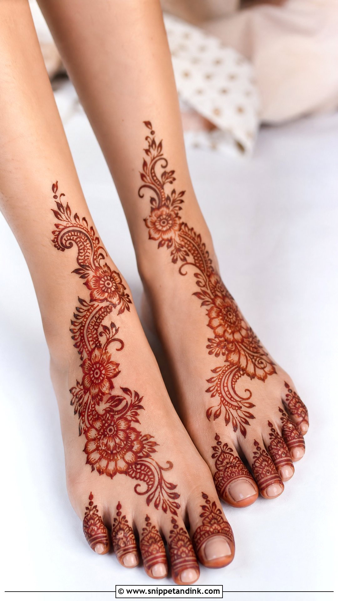 Arabic Indian Bridal Leg Mehndi - Snippet and Ink - 20 Simple Indian Bridal Mehndi Leg Mehendi Design Ideas