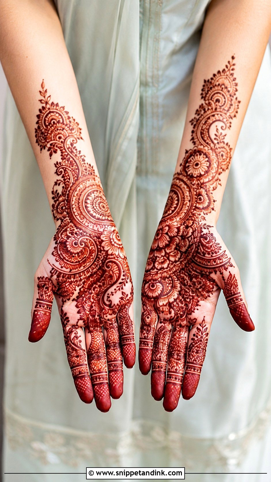 Arabic Indo Arabic Mehndi Design - Snippet and Ink - 35 Modern Arabic Mehndi Designs