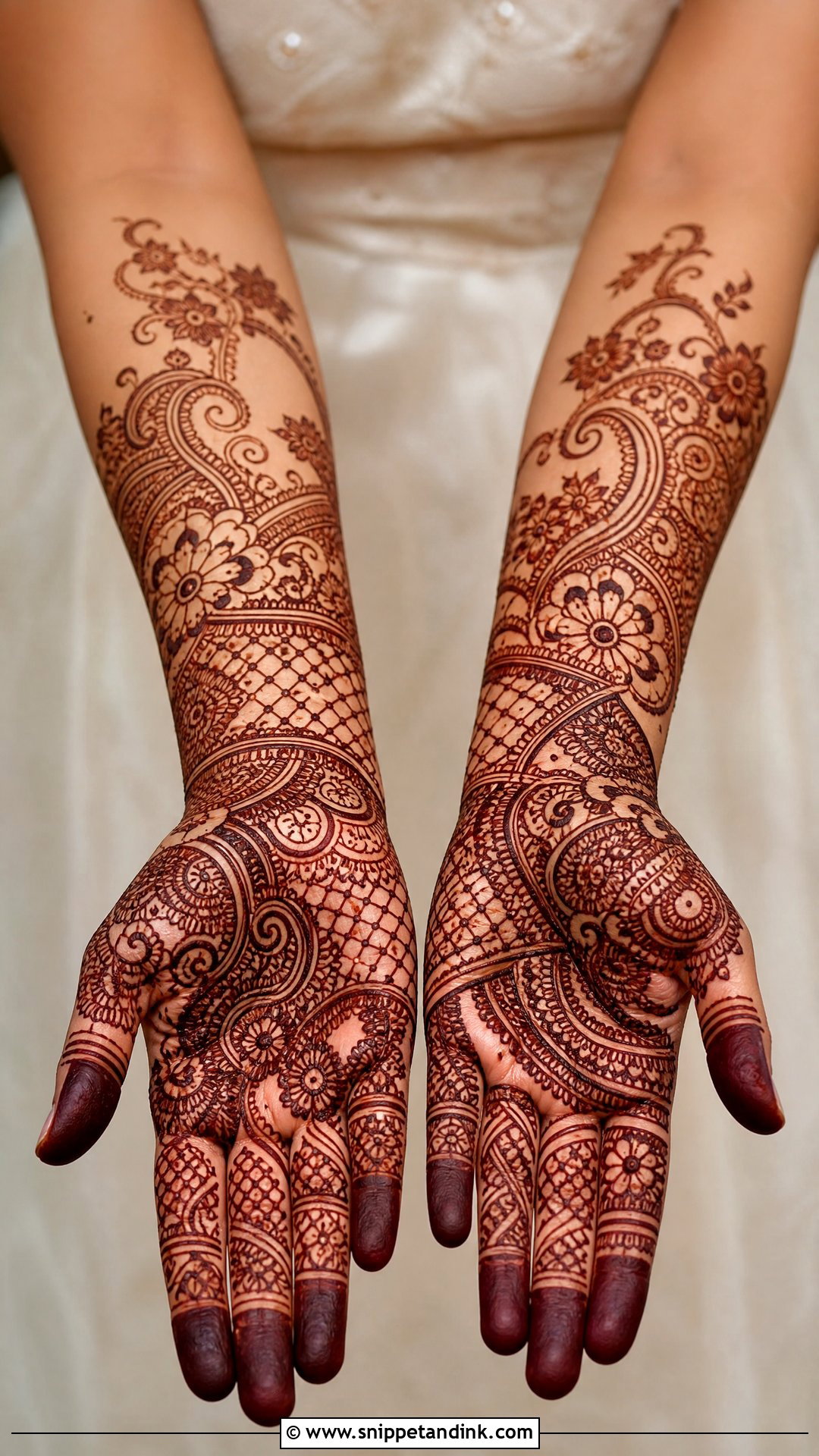 Arabic Indo Arabic Mehndi Design - Snippet and Ink - 35 Arabic Mehndi Designs