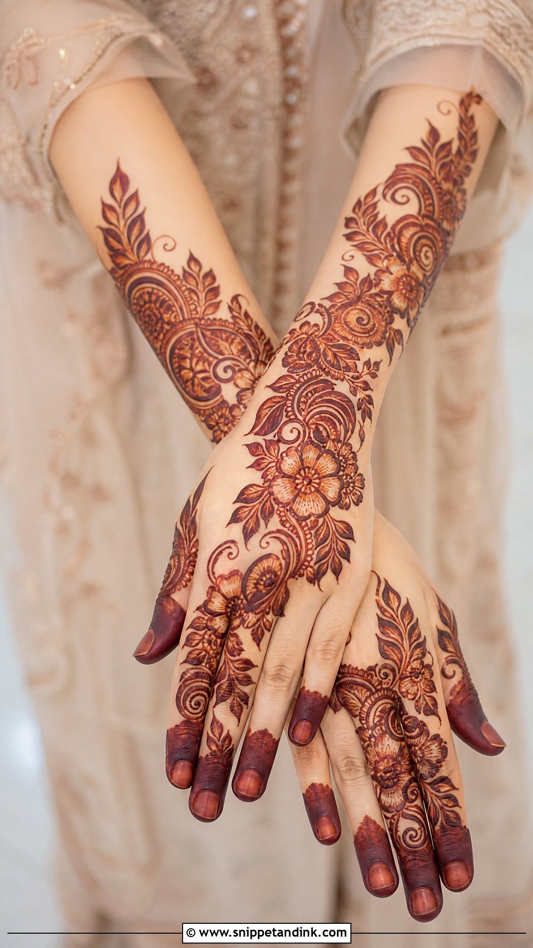 Arabic Muslim Bridal Mehndi Design - Snippet and Ink - 20 Muslim Bridal Mehndi Designs
