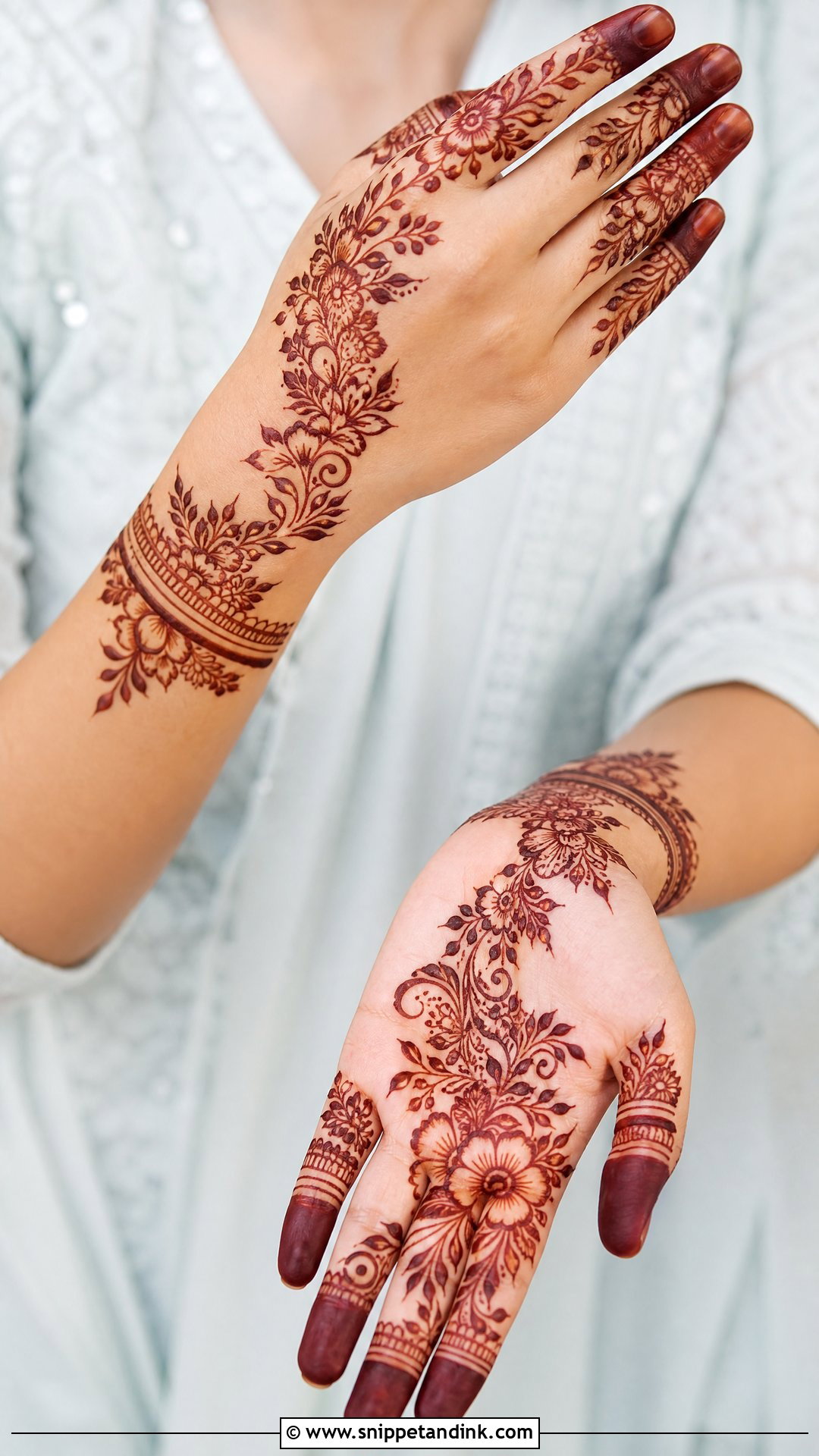 Arabic Nikkah Mehndi Design - Snippet and Ink - 20 Mehndi Designs for Nikkah Bride