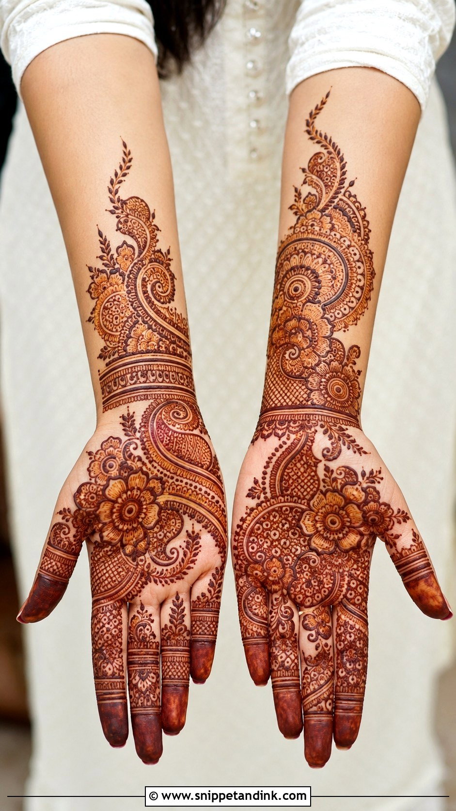 Arabic Pakistani Mehndi Design - Snippet and Ink - 35 Modern Arabic Mehndi Designs