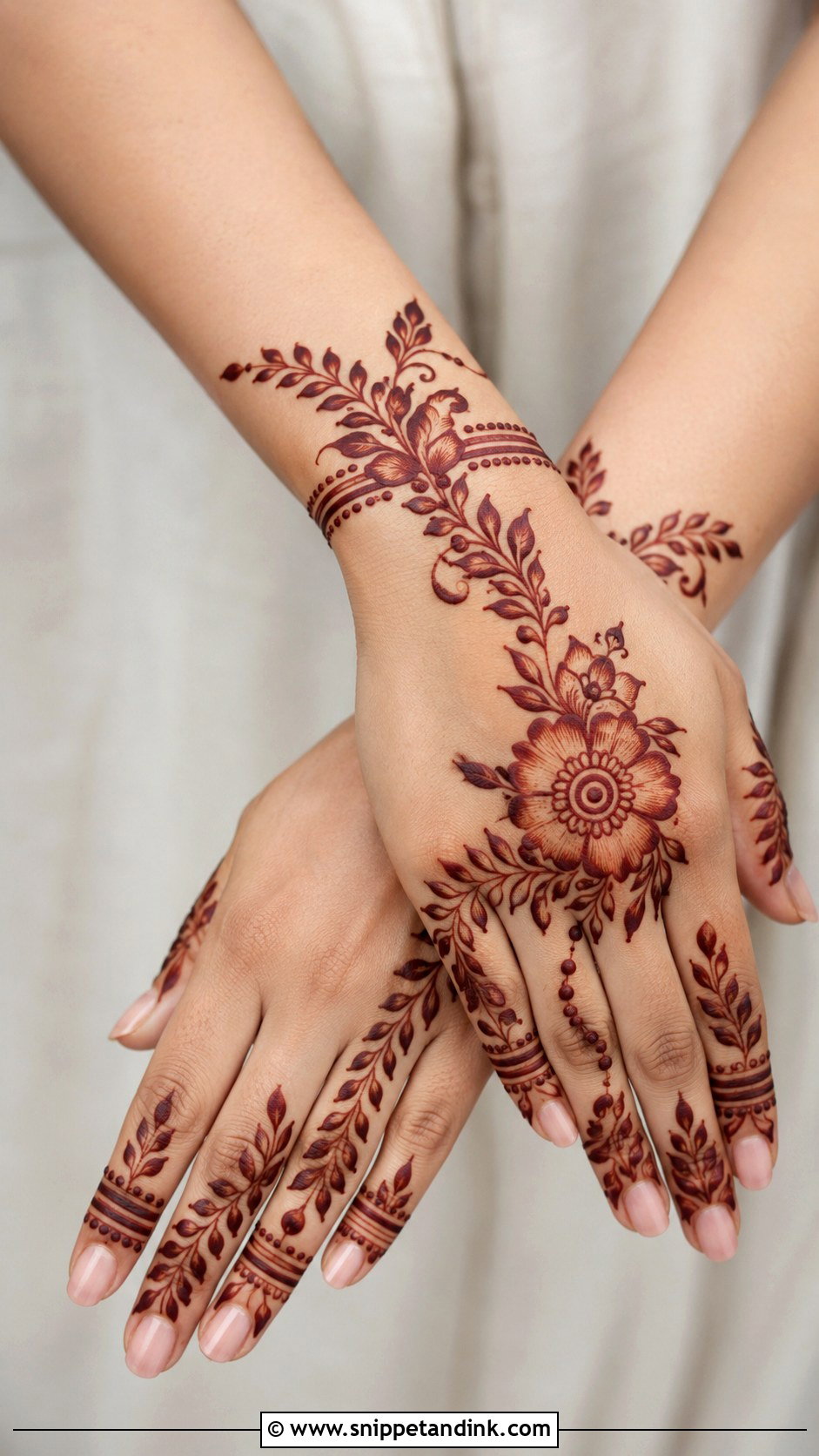 Arabic Party Mehndi Design - Snippet and Ink - 35 Modern Arabic Mehndi Designs