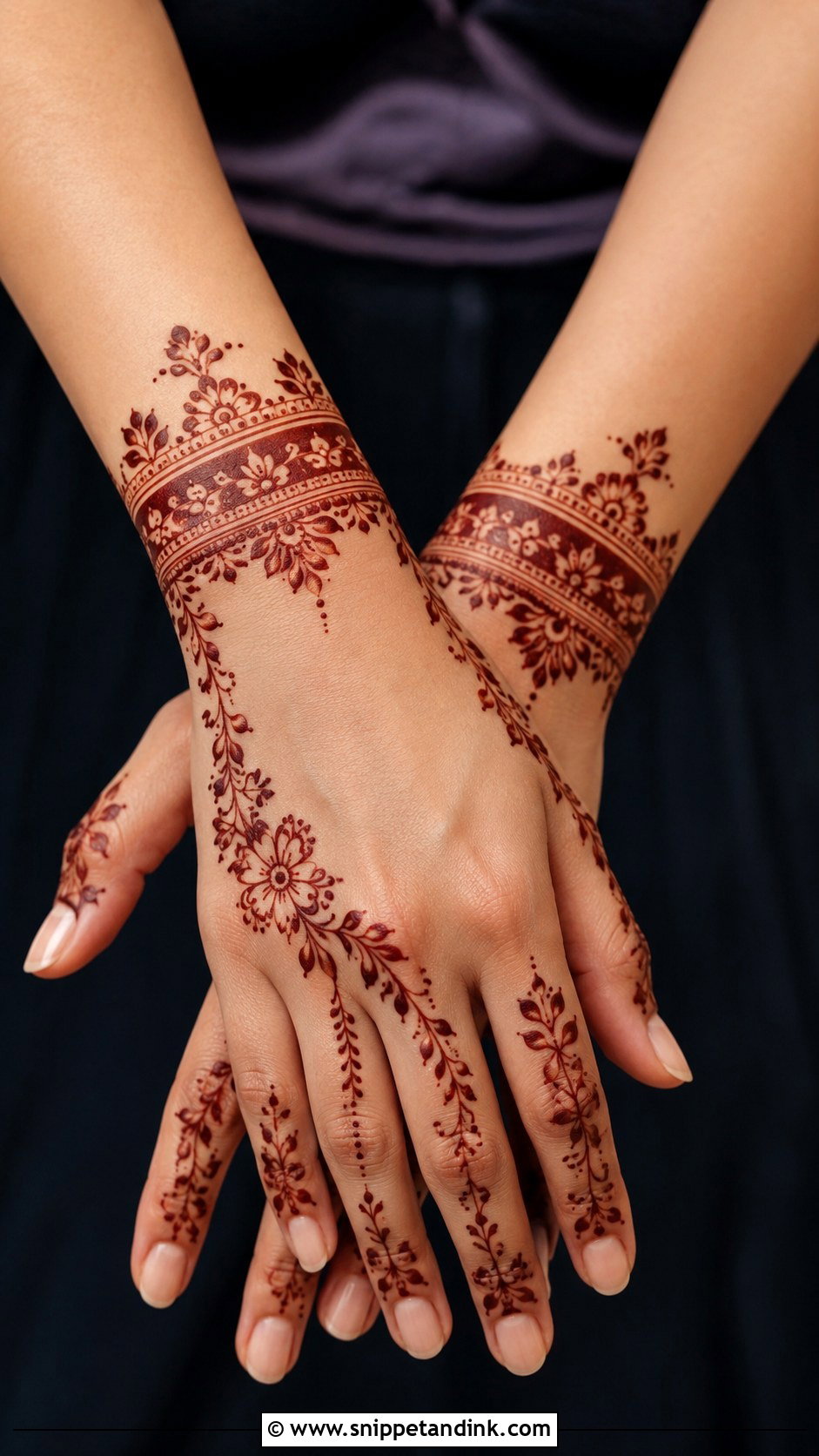 Arabic Wrist Mehndi Design - Snippet and Ink - 35 Simple Arabic Mehndi Designs