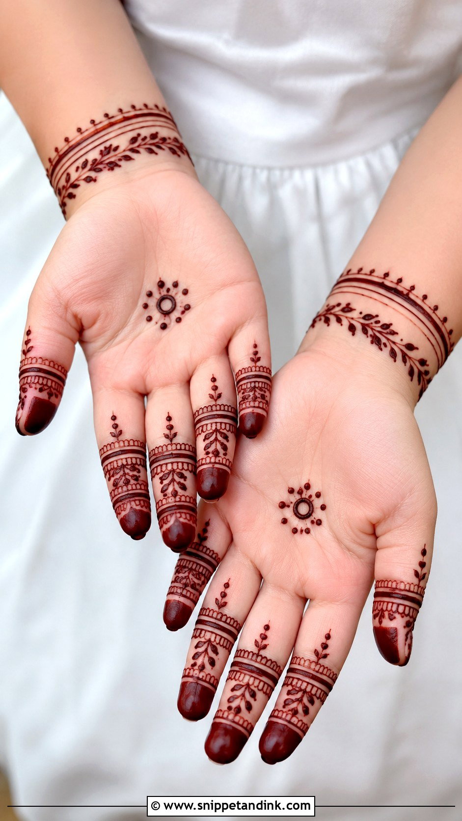 Baby Finger Mehndi Design - Snippet and Ink - 35 Baby Mehndi Design Ideas