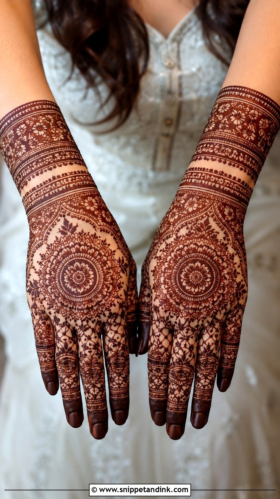 Back Hand Bharwa Mehndi Design - Snippet and Ink - 30 Bharwa Mehndi Designs