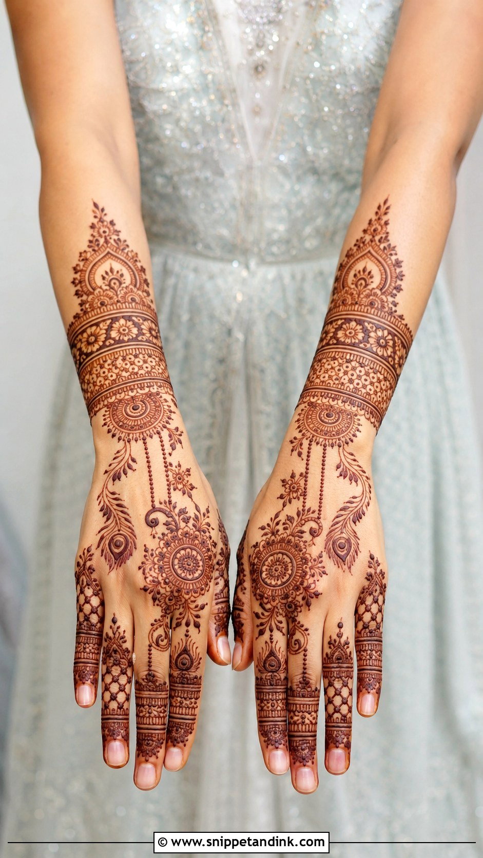 Back Hand Marwari Mehndi Design - Snippet and Ink - 30 Marwari Mehndi Design Ideas