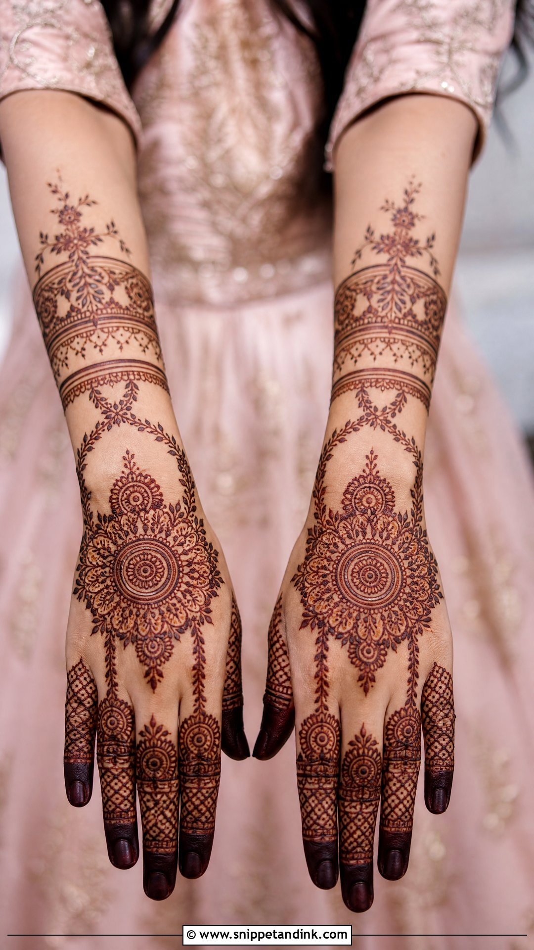 Back Hand Muslim Bridal Mehndi Design - Snippet and Ink - 20 Bridal Mehndi Designs Muslim Bride