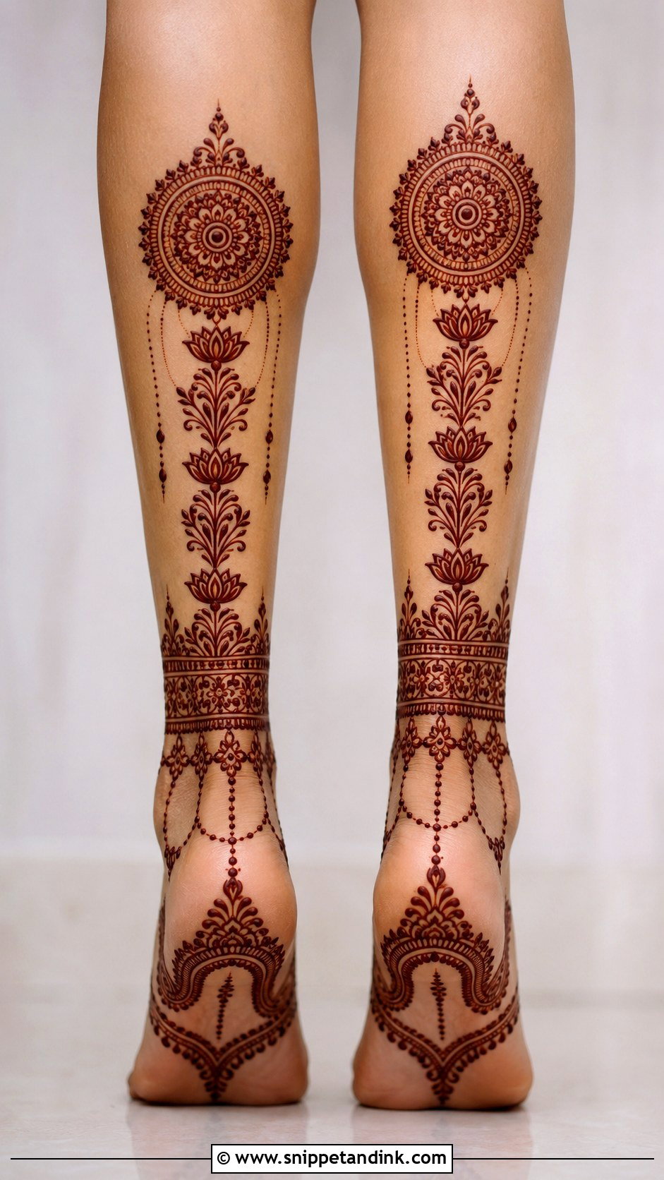 Back Leg Mehndi Design - Snippet and Ink - 35 Leg Mehndi Design Ideas