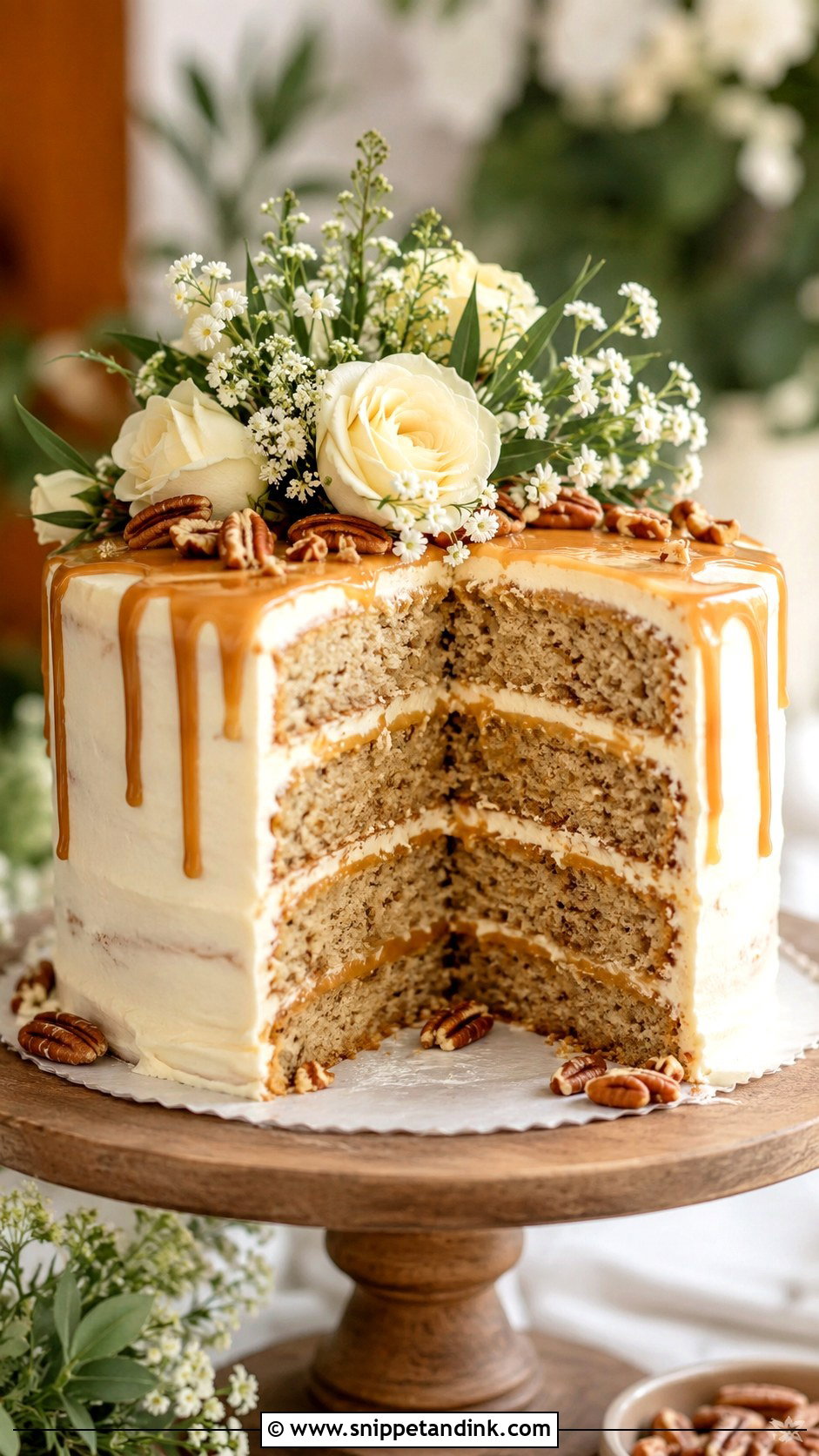 Banana Wedding Cake - Snippet and Ink - 20 Popular Cake Flavors for Wedding