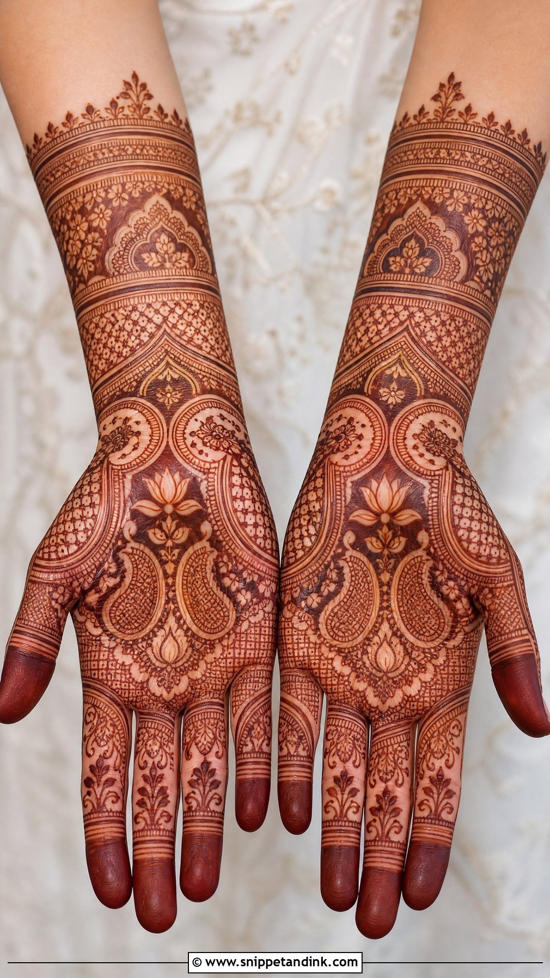 Banarasi Mehndi Gharara - Snippet and Ink - 20 Mehndi Gharara Ideas