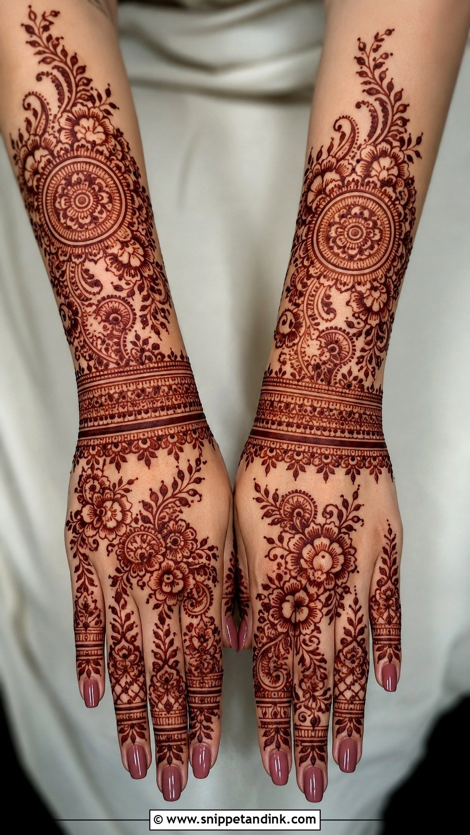 Beginner Bridal Mehndi Design - Snippet and Ink - 35 Mehndi Designs for Beginners