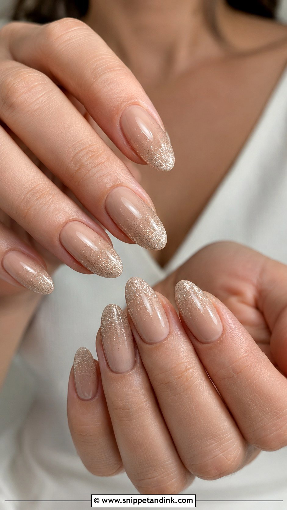 Beige Glitter Wedding Nails - Snippet and Ink - 20 Beige Wedding Nails
