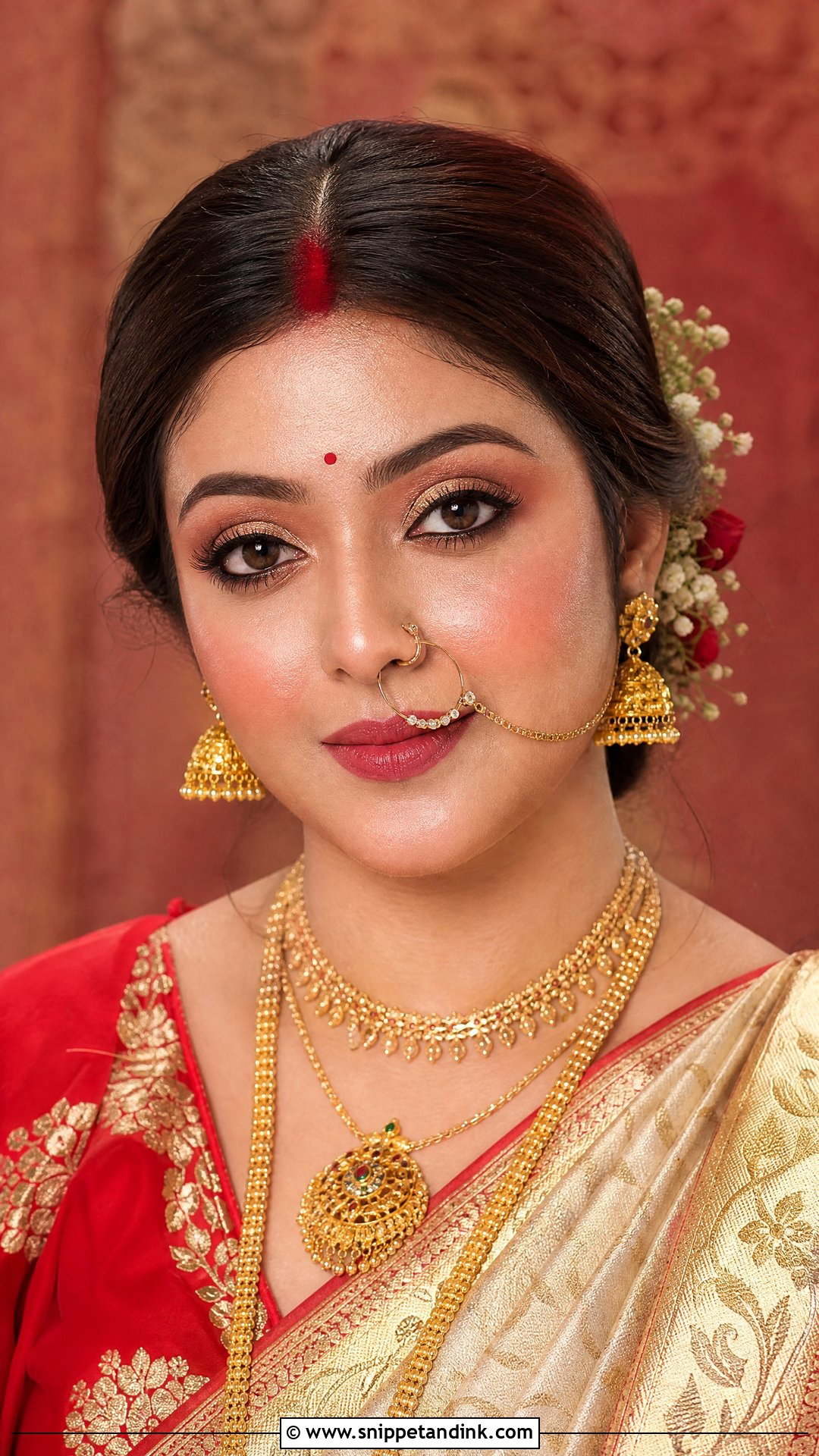 Bengali Bridal Soft Glam Eye Makeup - Snippet and Ink - 20 Bengali Bride Eye Makeup Ideas