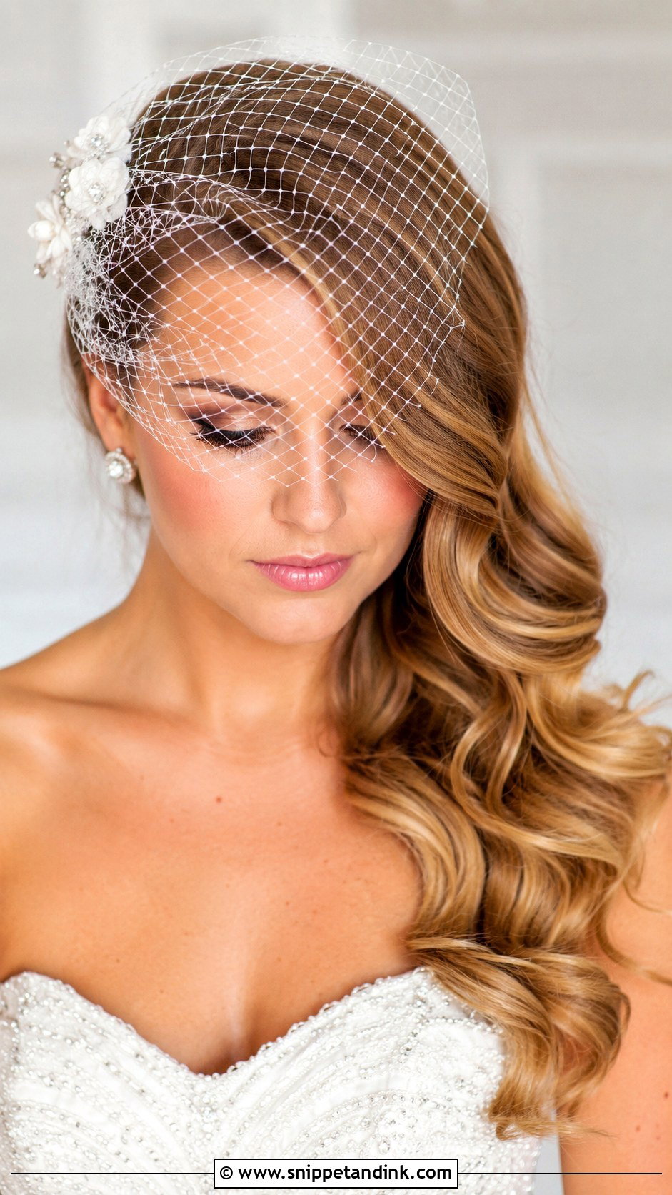 Birdcage Veil With Side Swept Hair - Snippet and Ink - 20 Birdcage Veil Hairstyle Ideas