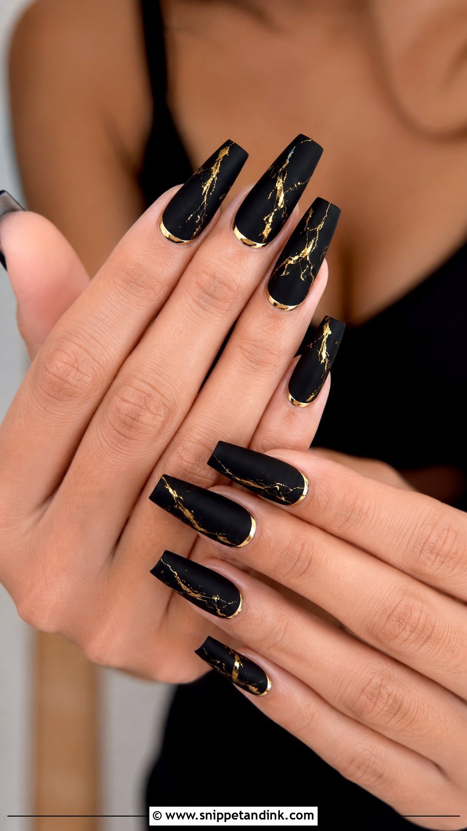 Black And Gold Marble Wedding Nails - Snippet and Ink - 20 Black and Gold Wedding Nails