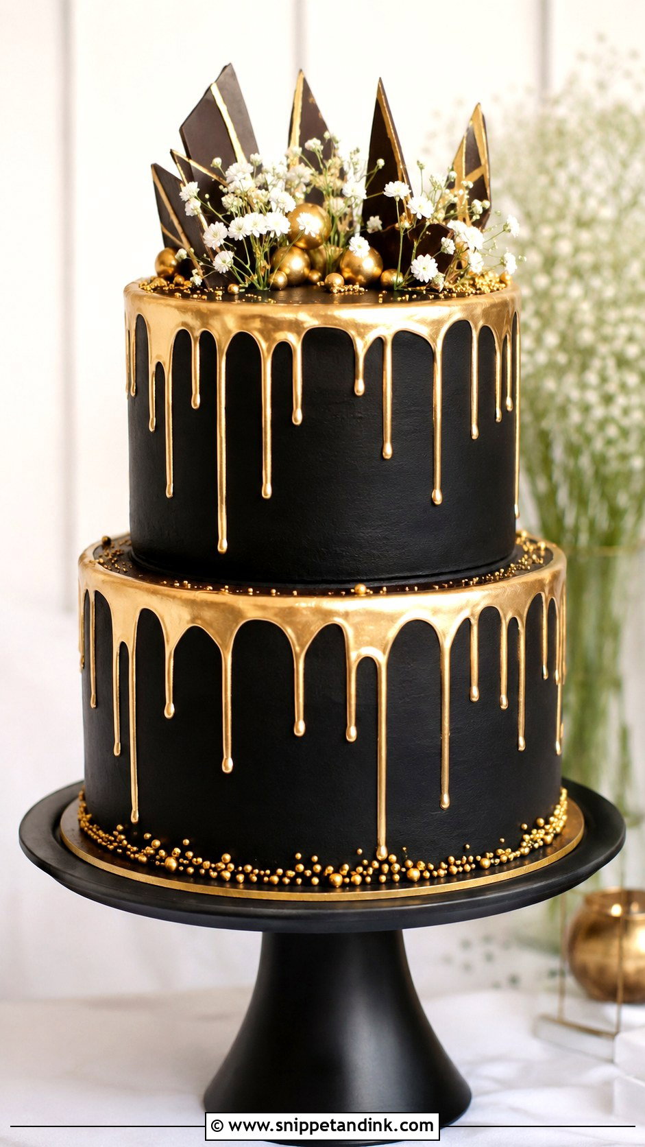 Black And Gold Wedding Cake With Drip - Snippet and Ink - 25 Black and Gold Cake Ideas for Wedding