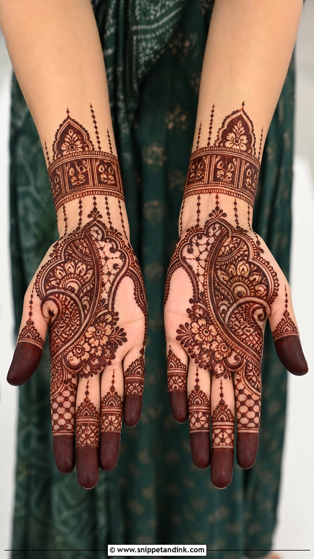 Black Sharara Design For Mehndi - Snippet and Ink - 20 Sharara Designs for Mehndi