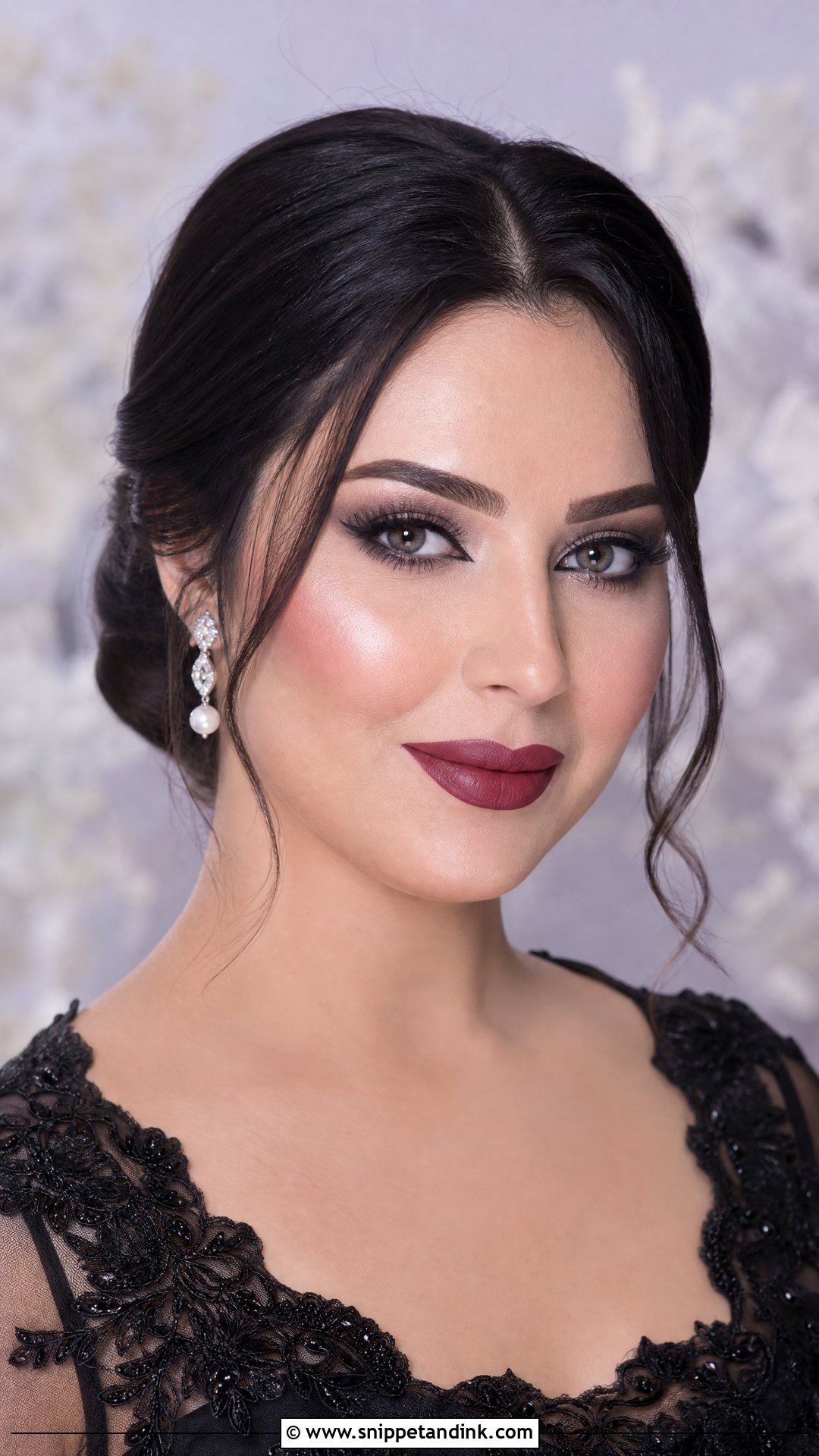 Black Wedding Dress Makeup - Snippet and Ink - 25 Gothic Wedding Makeup Ideas