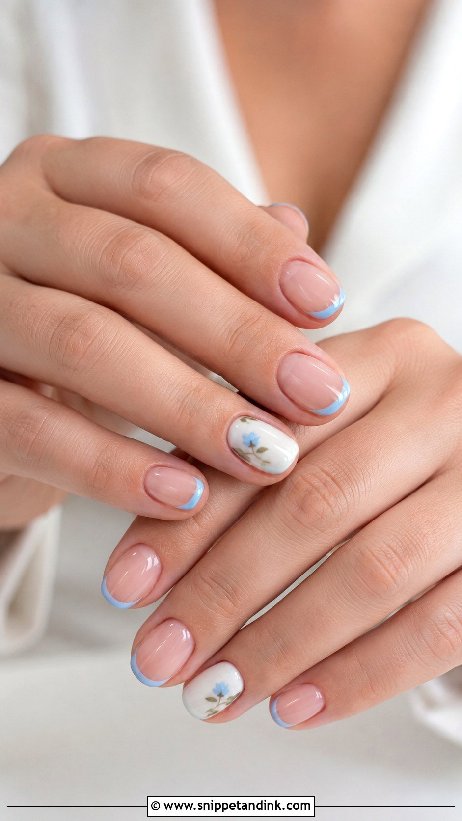 Blue And White Short Wedding Nails - Snippet and Ink - 20 Blue and White Wedding Nails