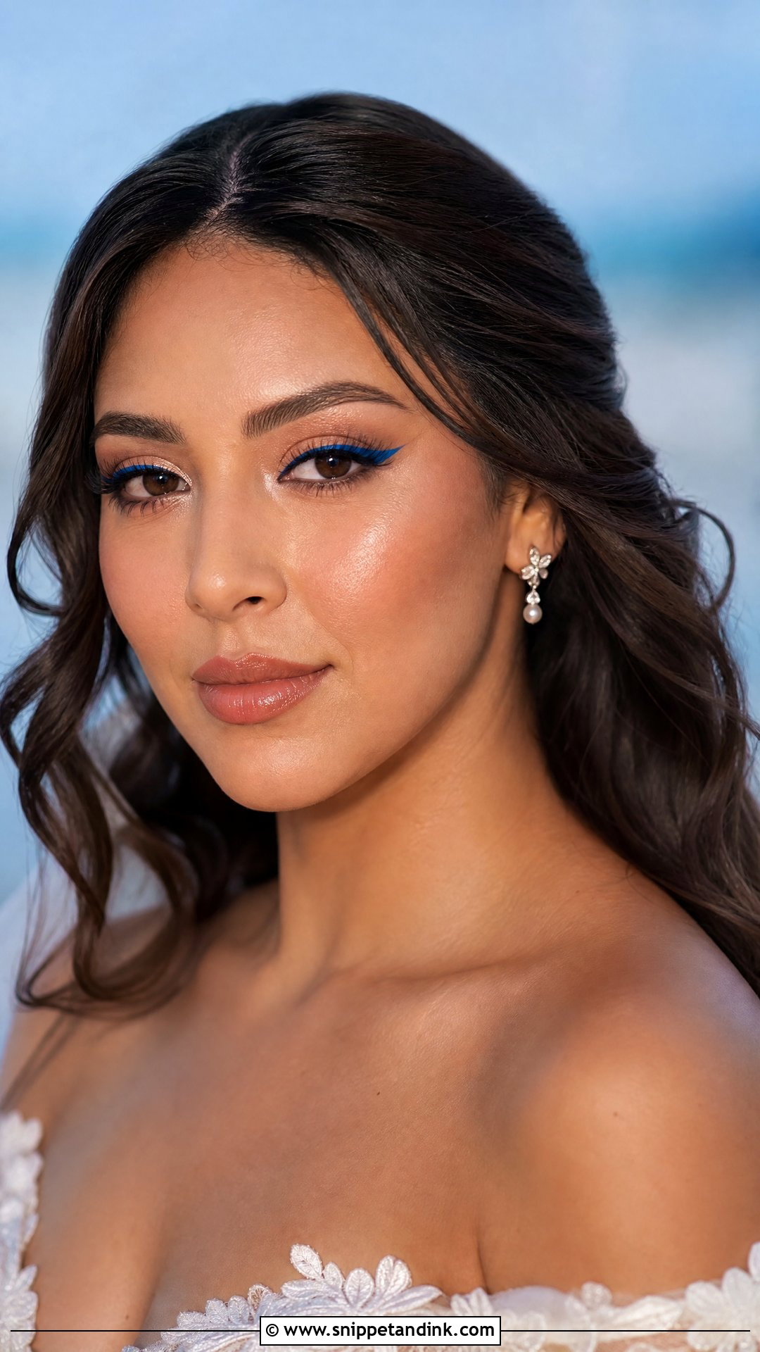 Blue Eyeliner Bridal Makeup - Snippet and Ink - 20 Alternative Bridal Makeup Ideas