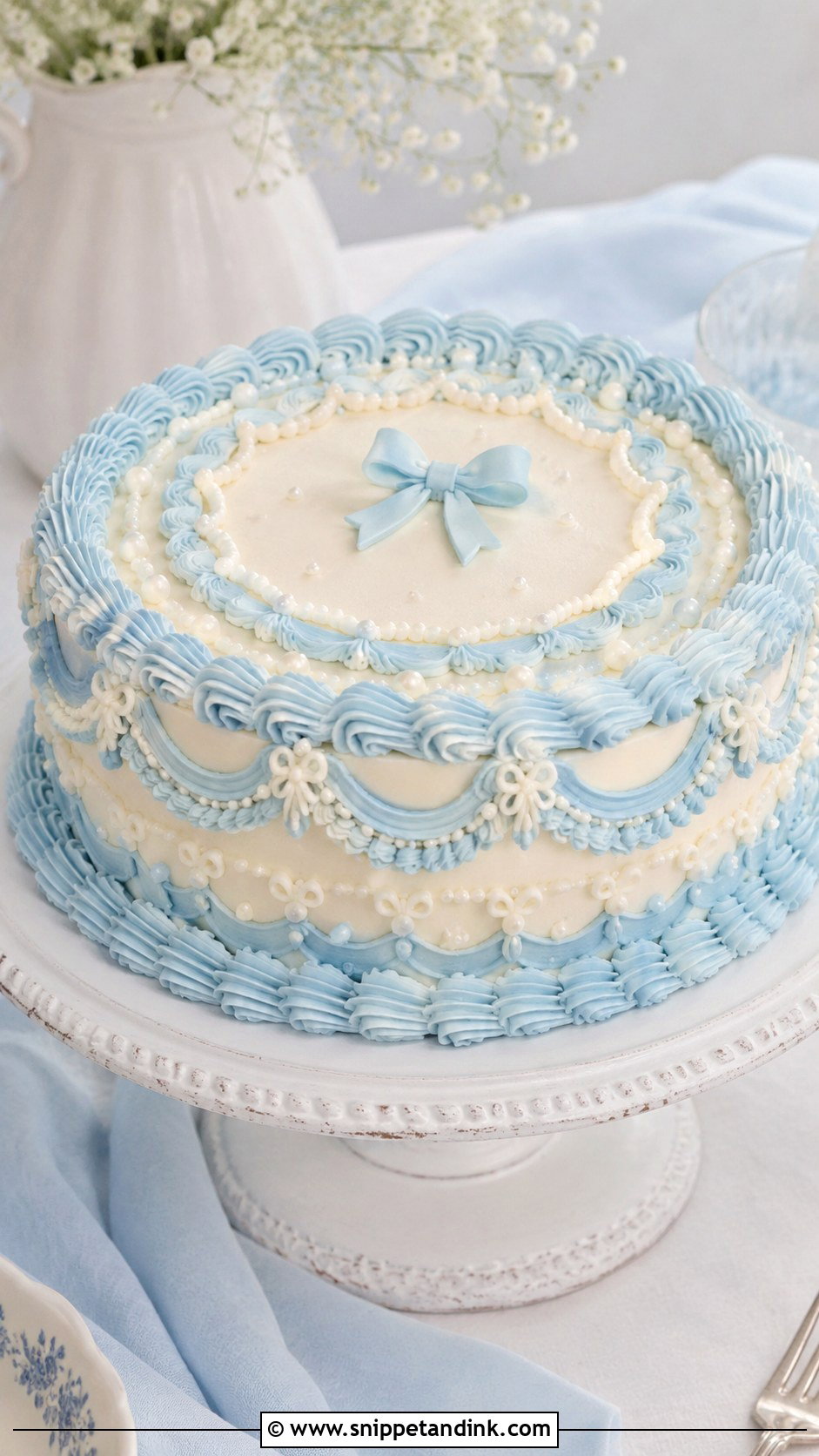 Blue Vintage Cake - Snippet and Ink - 25 Something Blue Cake Ideas
