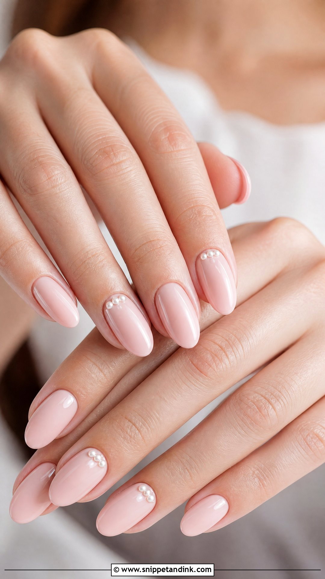 Blush Pink Pearl Nails - Snippet and Ink - 30 Nails for Wedding Guest