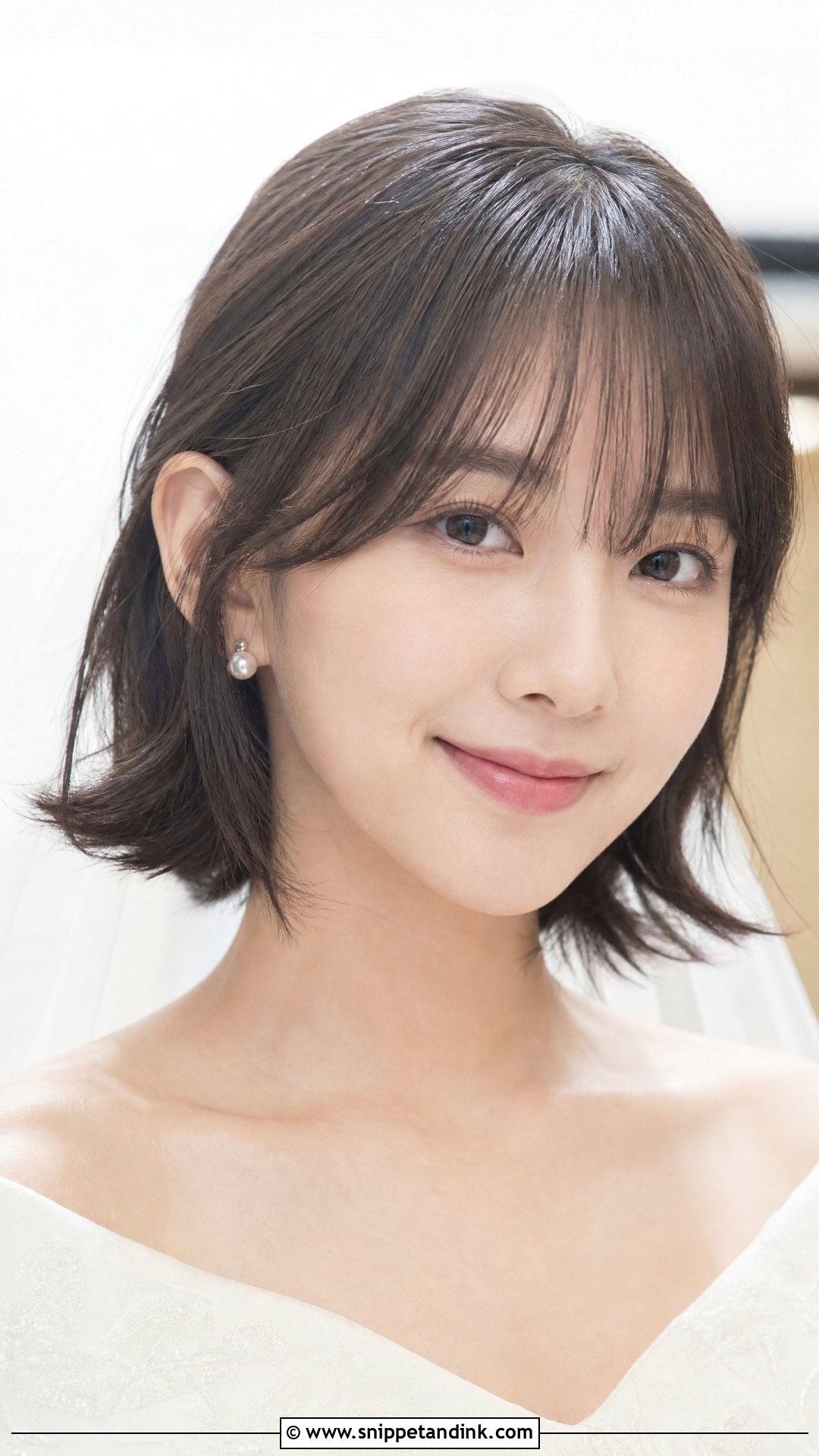Bob Wedding Hair With Bangs - Snippet and Ink - 20 Wedding Hair Bob Length Ideas