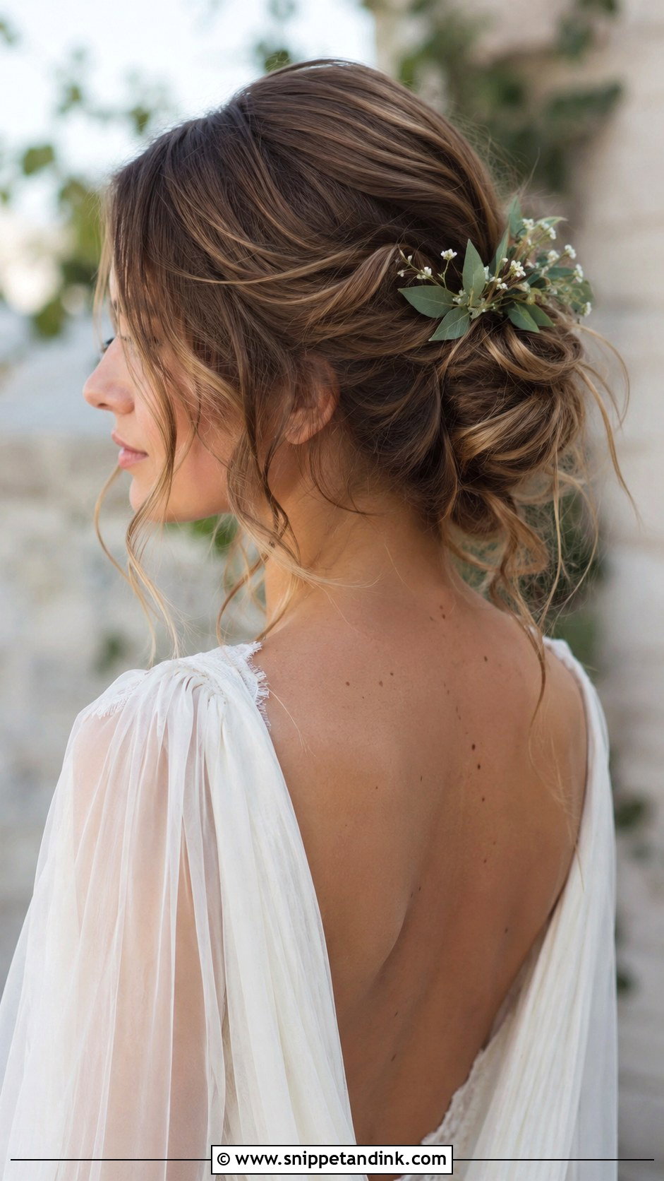 Bohemian Loose Bun - Snippet and Ink - 30 Bridal Hair Buns