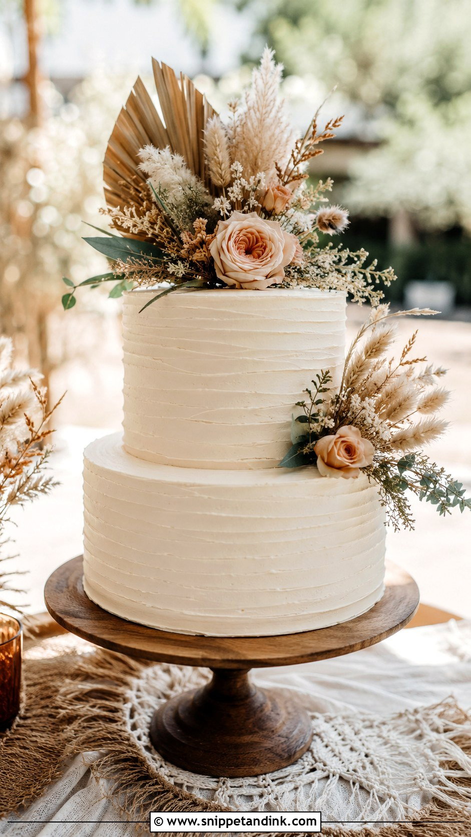 Boho 2 Layer Wedding Cake - Snippet and Ink - 20 2 Layer Wedding Cake Ideas