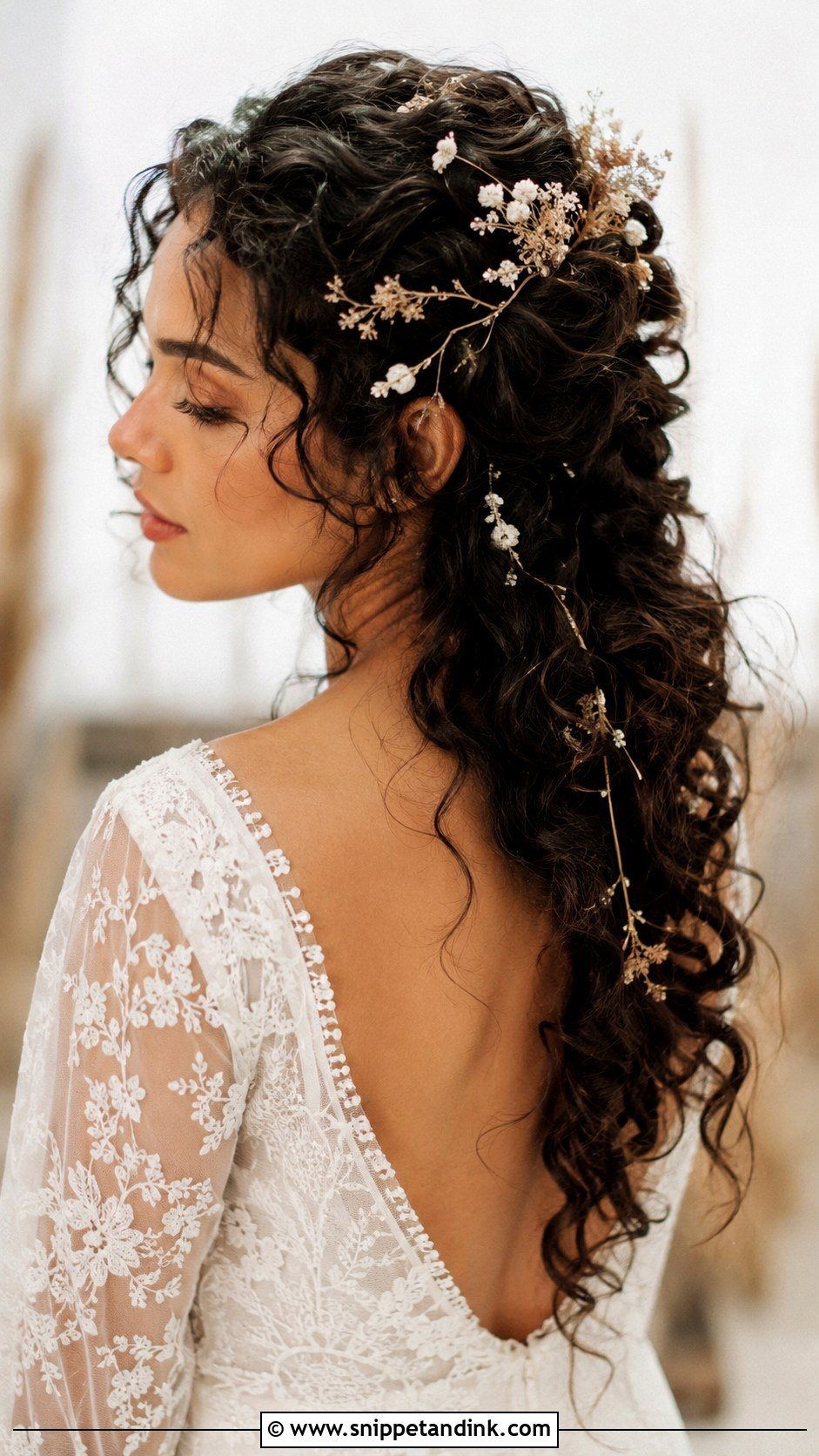 Boho Curly Wedding Hairstyle - Snippet and Ink - 25 Curly Hairstyle for Wedding Ideas