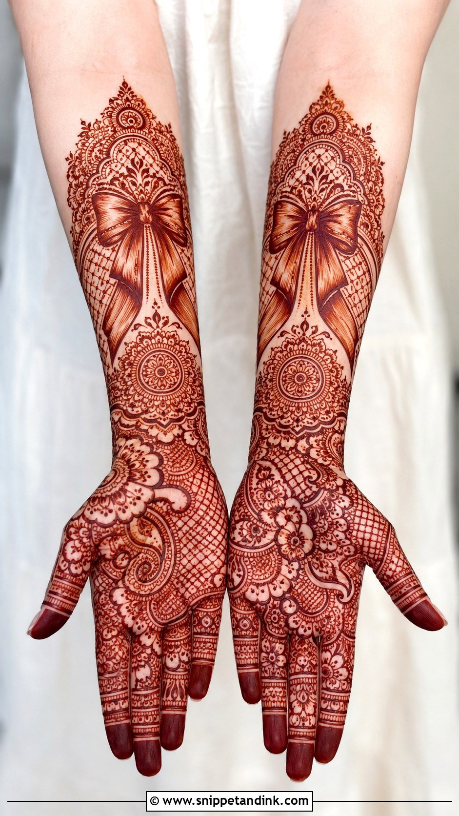 Bow Bridal Mehndi Design - Snippet and Ink - 30 Bow Mehndi Designs