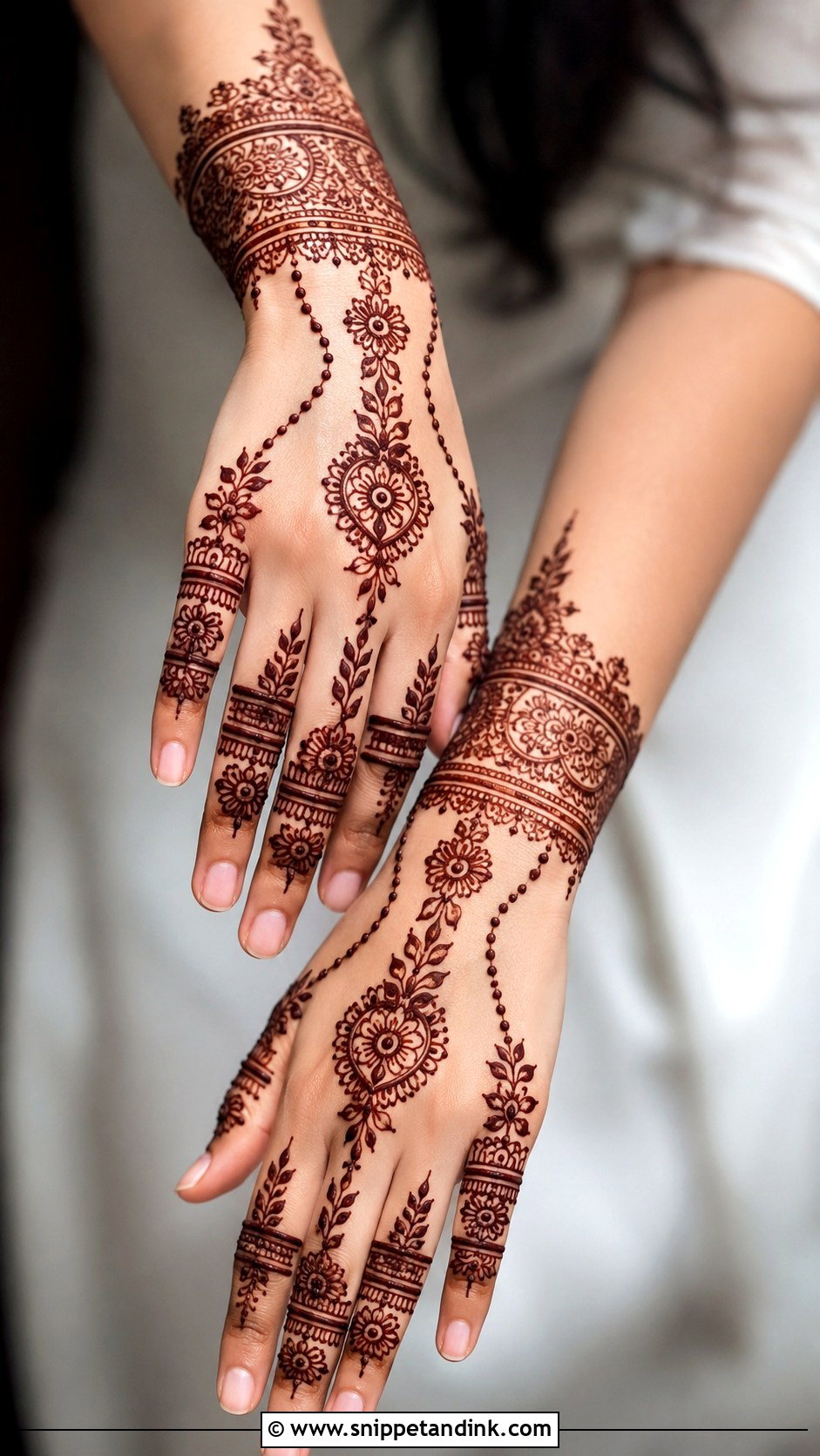 Bracelet Fingers Mehndi Design - Snippet and Ink - 35 Fingers Mehndi Design Ideas