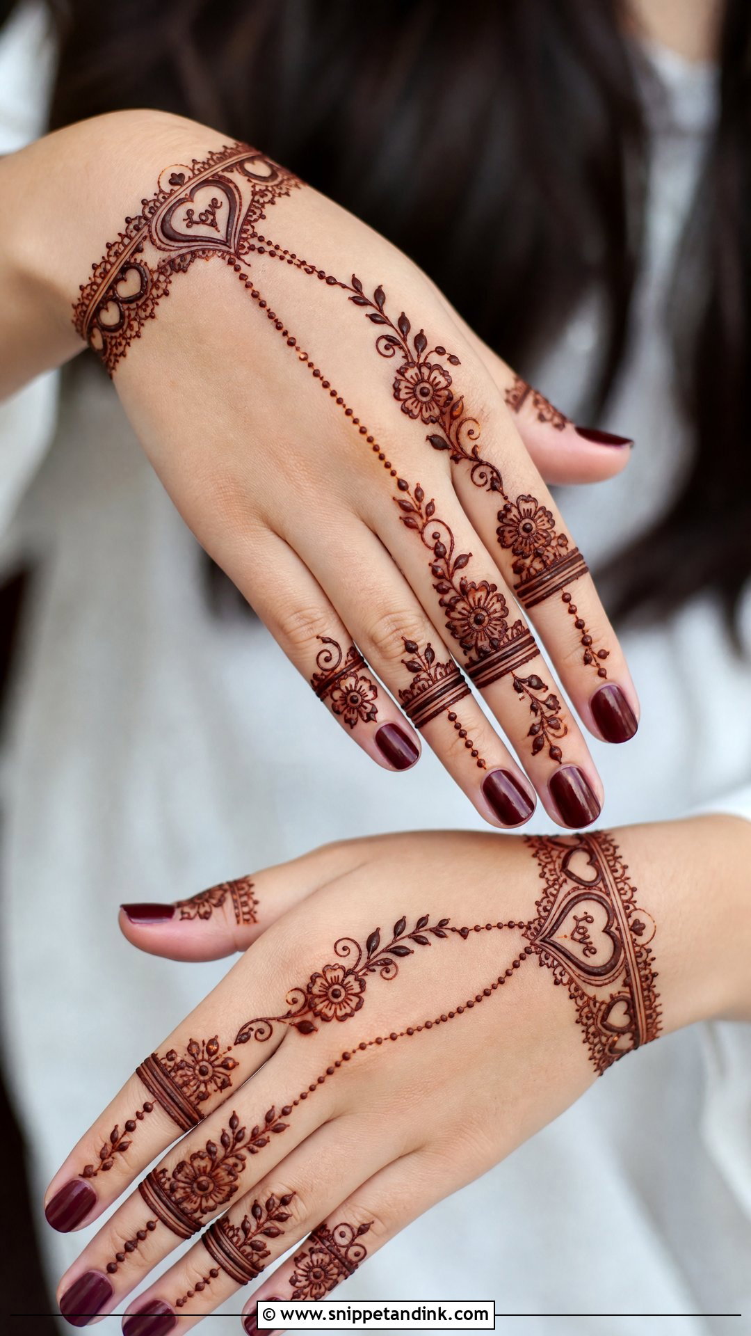 Bracelet Love Mehndi Design - Snippet and Ink - 25 Love Mehndi Designs