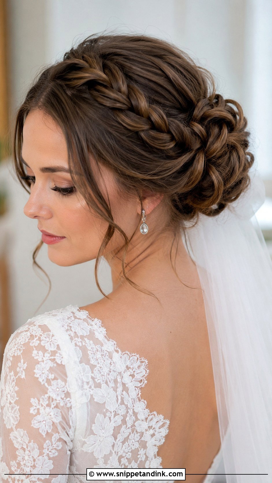 Braided Bun Updo - Snippet and Ink - 30 Brautfrisur Hochgesteckt Ideas