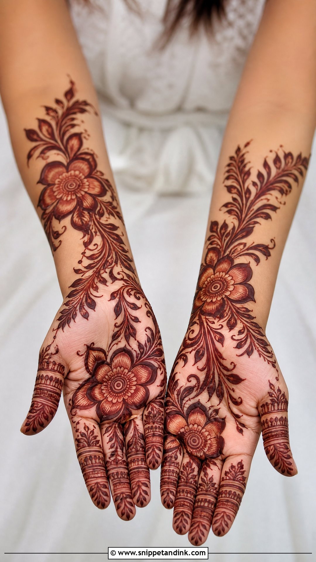 Bridal Arabic Floral Palm Mehndi Design - Snippet and Ink - 20 Bridal Arabic Full Hand Palm Mehndi Designs