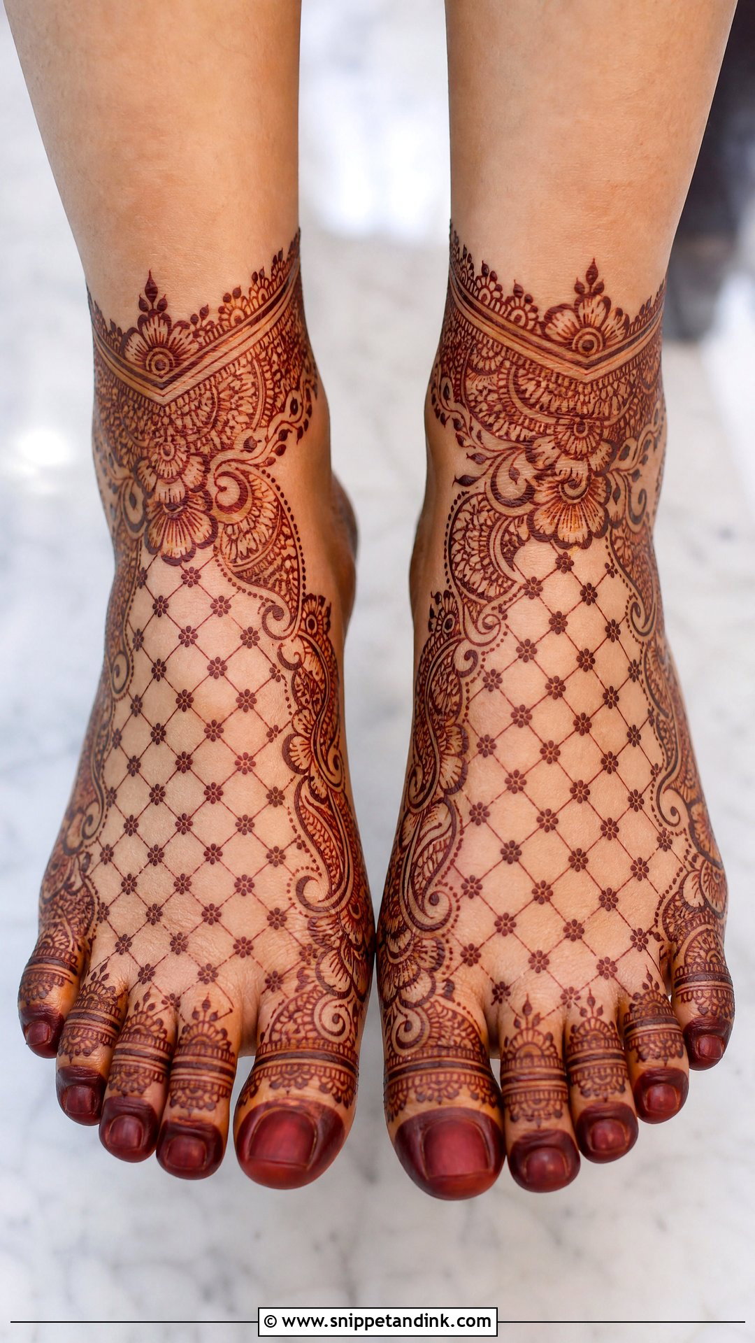Bridal Foot Mehndi With Jaali - Snippet and Ink - 25 Bridal Foot Mehndi Designs