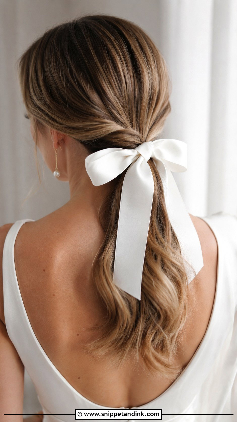 Bridal Hair Bow - Snippet and Ink - 25 Wedding Hair Pieces