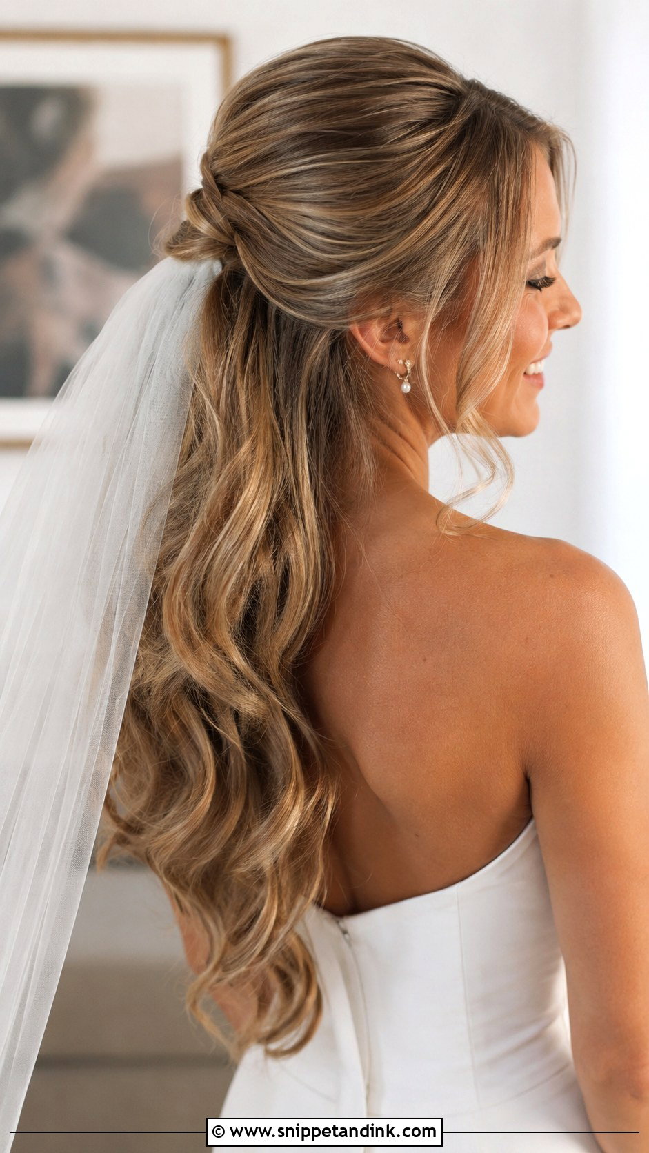 Bridal Half Up Ponytail - Snippet and Ink - 20 Chic Bridal Hair Ideas